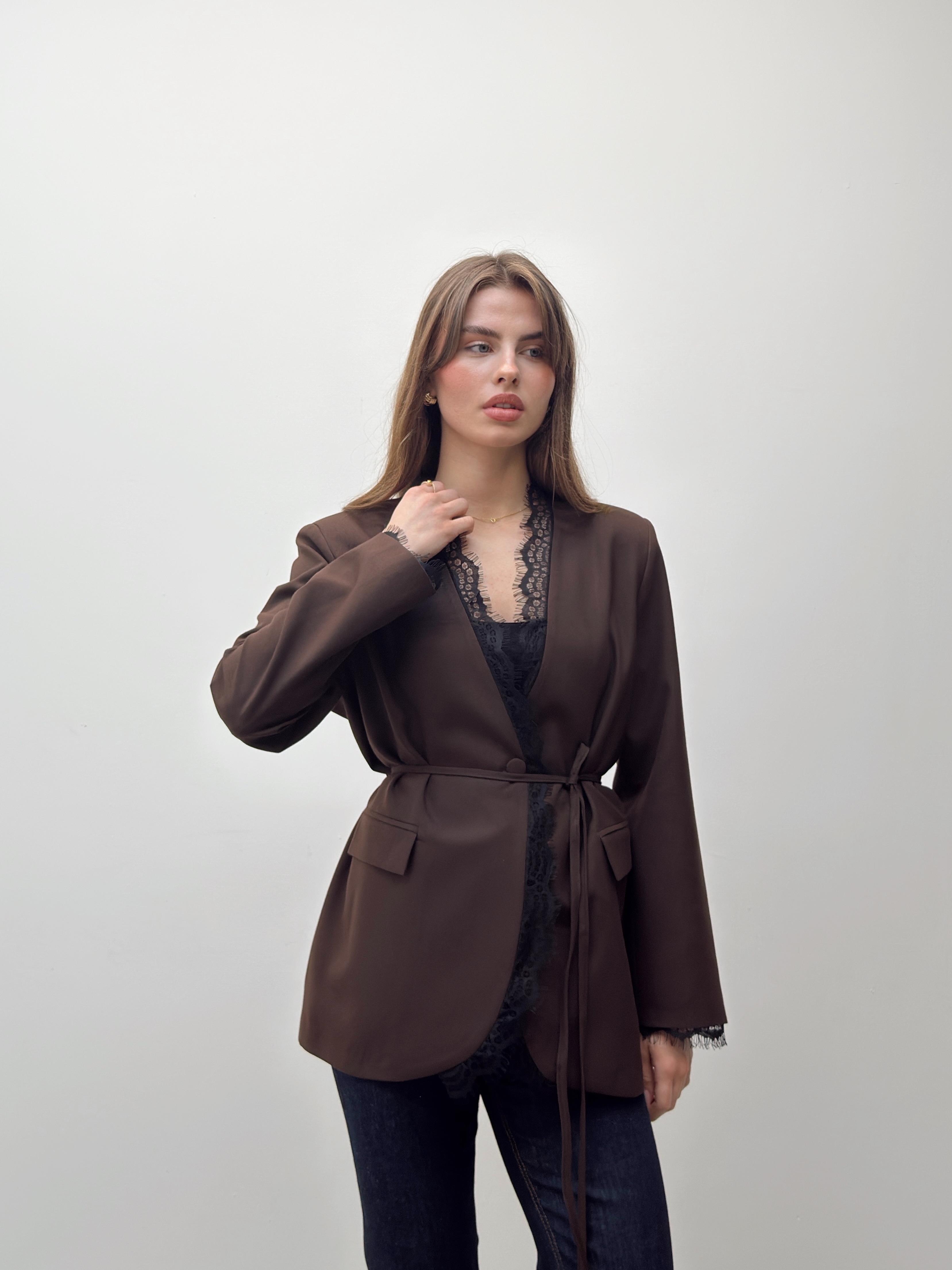 Velora Dantel  Kuşaklı Kahve Blazer Ceket