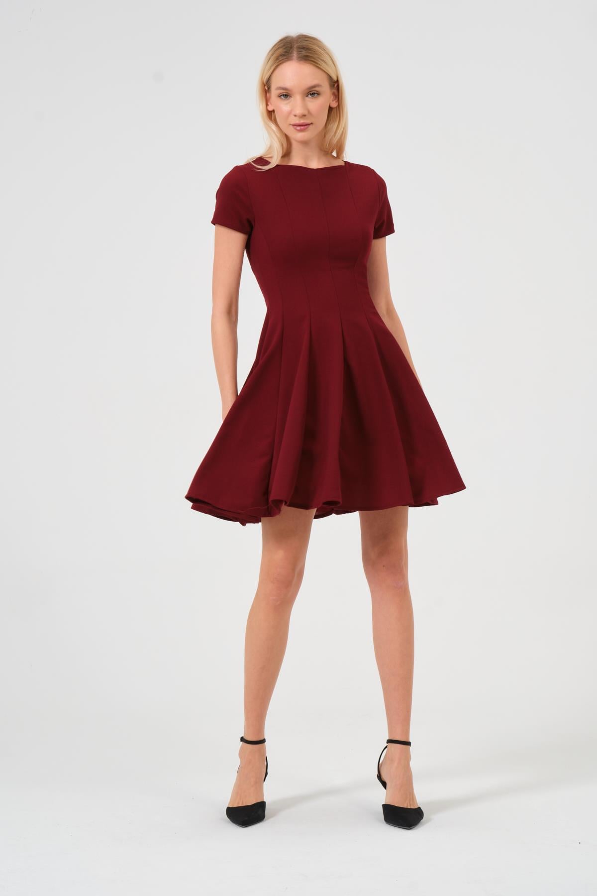Kadın Bordo Eteği Volanlı Mini Elbise