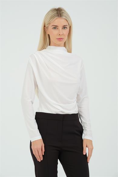 BÜZGÜ DETAYLI DİK YAKA SANDY BLUZ BEYAZ