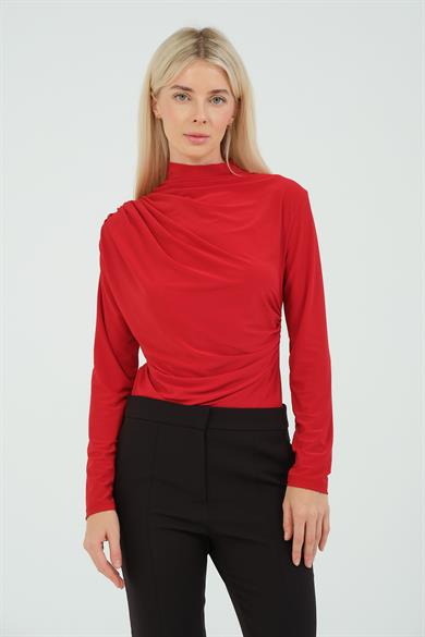 BÜZGÜ DETAYLI DİK YAKA SANDY BLUZ KIRMIZI