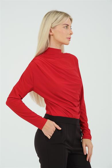 BÜZGÜ DETAYLI DİK YAKA SANDY BLUZ KIRMIZI