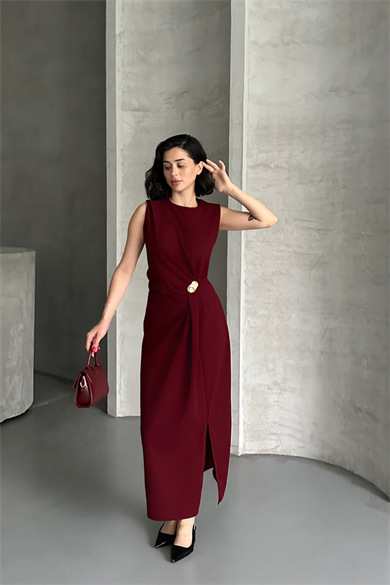 Kadın Bordo Taş Detaylı Yırtmaçlı Şık Midi Elbise