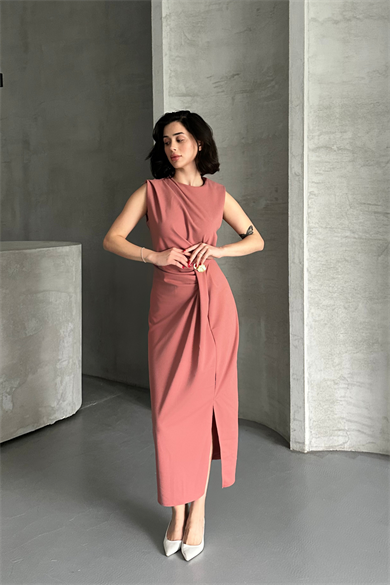 Kadın Gül Kurusu Taş Detaylı Yırtmaçlı Şık Midi Elbise