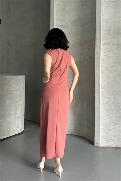 Kadın Gül Kurusu Taş Detaylı Yırtmaçlı Şık Midi Elbise