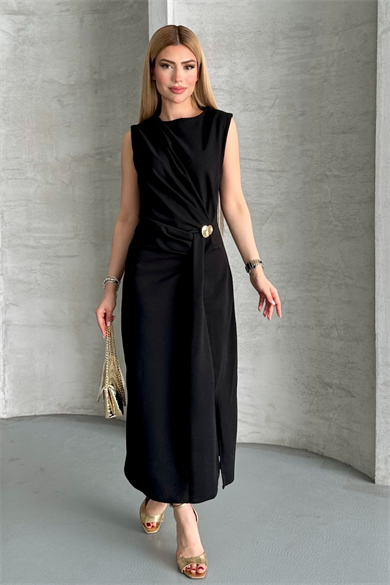 Kadın Siyah Taş Detaylı Yırtmaçlı Şık Midi Elbise