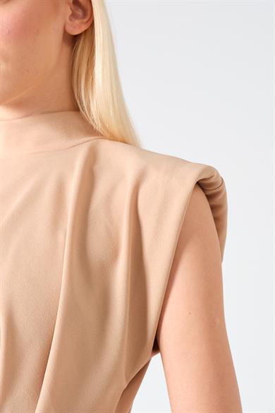  Kadın Vizon Drape Detaylı Vatkalı Broş Detaylı Elbise