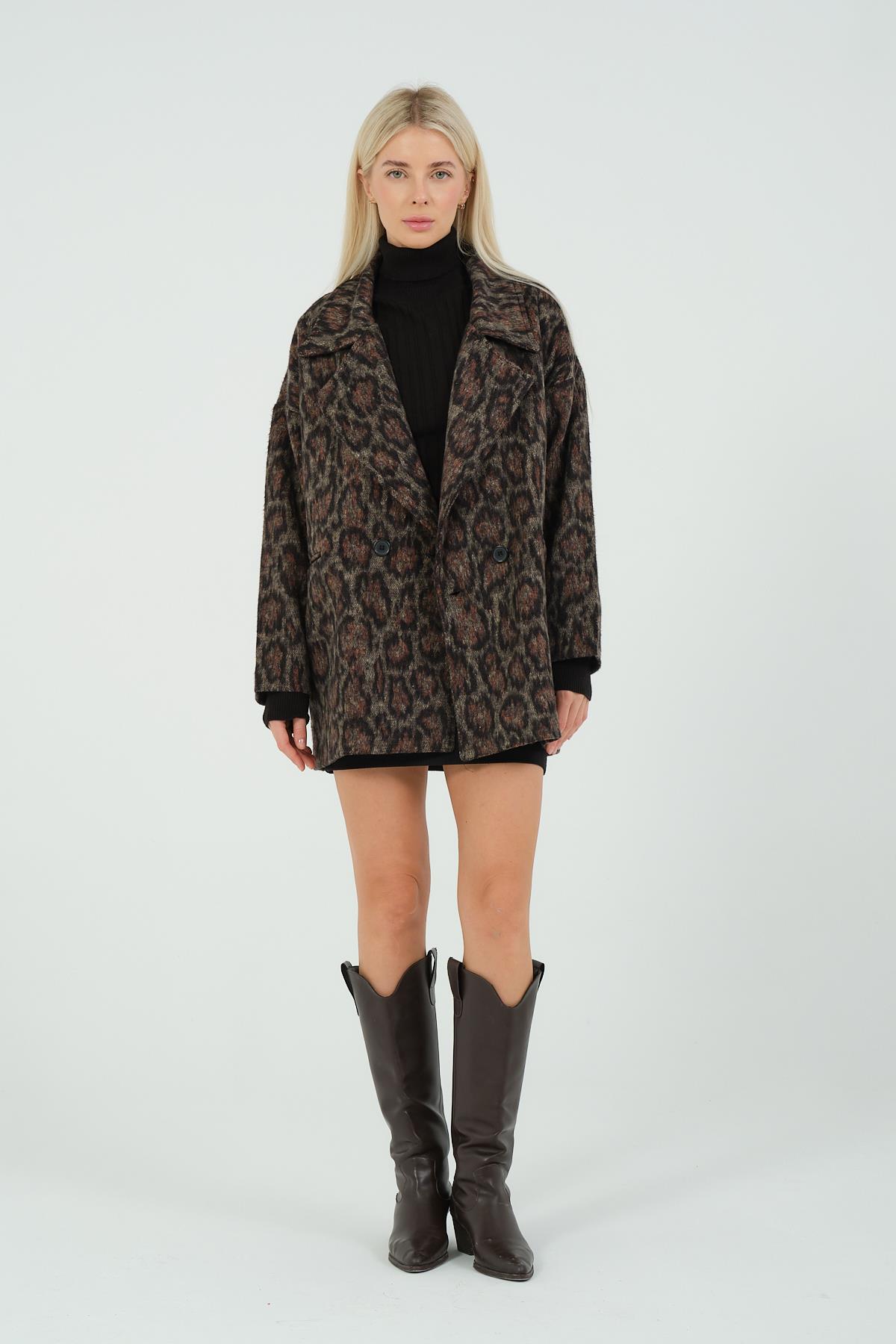 Leopar Desenli Oversize Kaşe Kaban