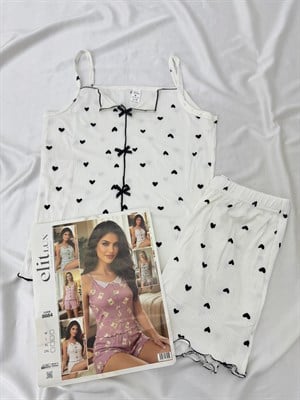 ç8684-şortlu ip askılı siyah kalpli pijama takımı-beyaz