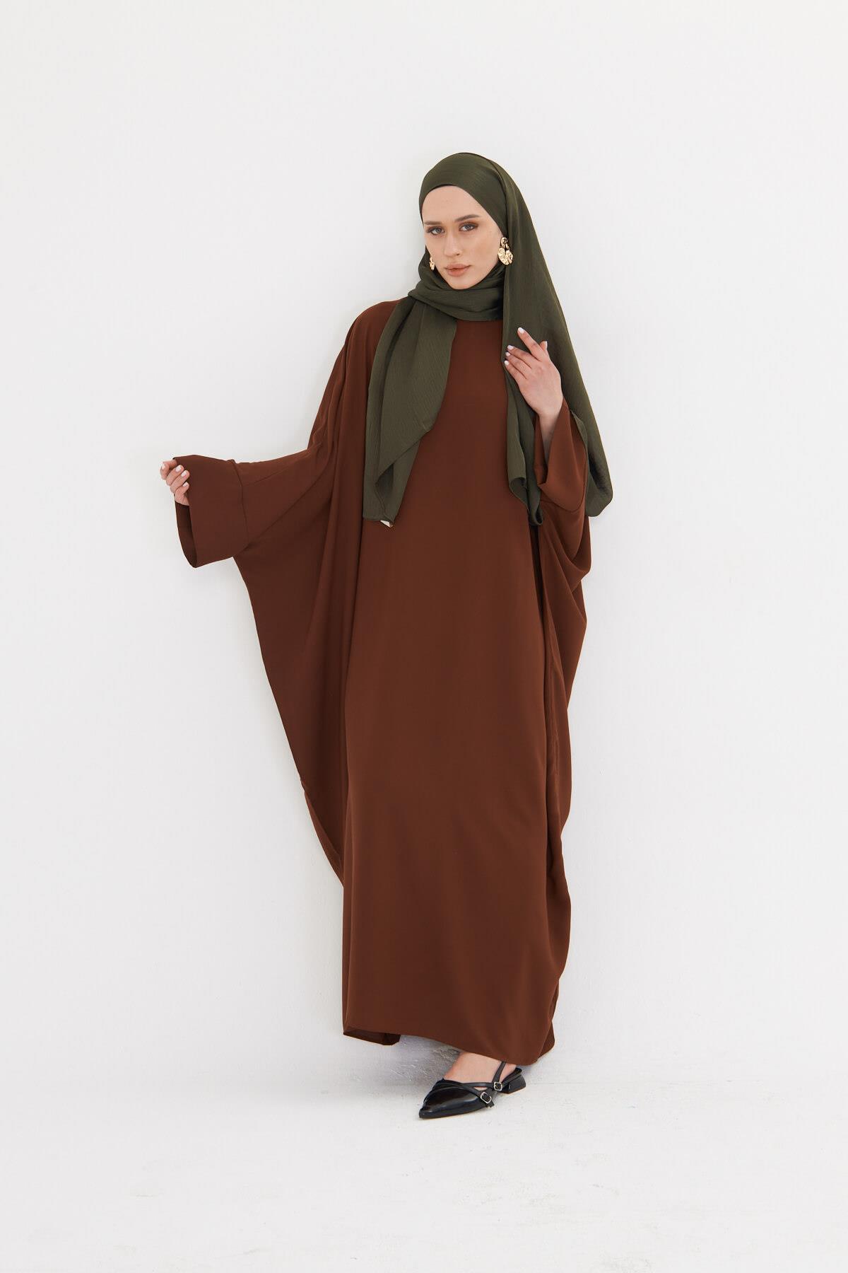 Açık Kahve Yarasa Kol Oversize Medine İpeği Arkası Düğmeli Düz Elbise - Hürrem Bone 4001_47