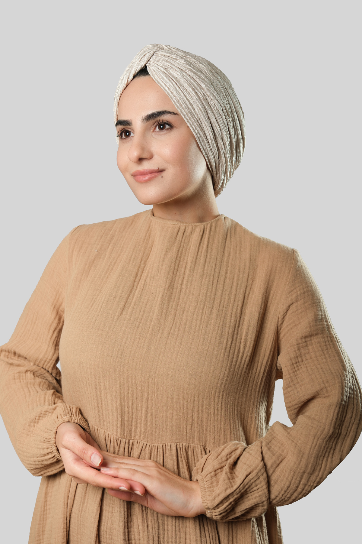 Bej Çapraz Büzgülü Piliseli Tesettür Bone Fukuro Kendinden Desenli - Hürrem Bone 2316_12