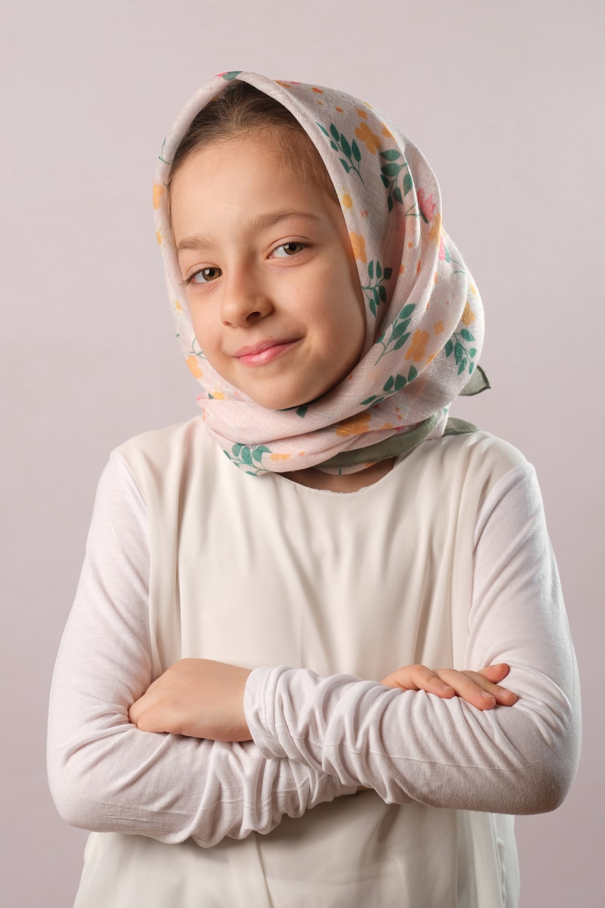 Haki Dijital Baskılı Çocuk Tesettür Eşarp Pamuk Polyester Lale Desenli - Hürrem Bone 6003_09