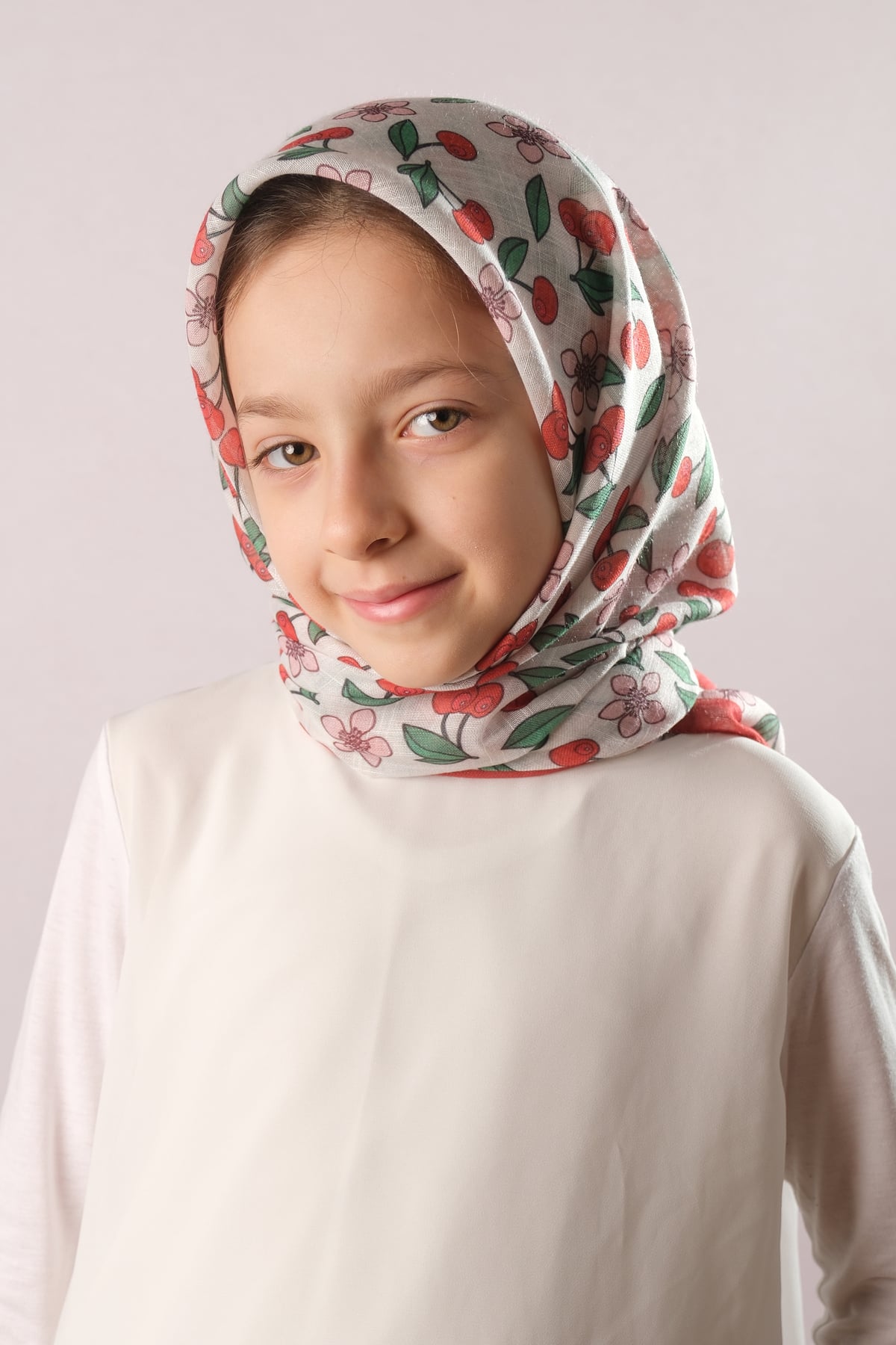 Kiremit Dijital Baskılı Çocuk Tesettür Eşarp Pamuk Polyester Vişne Desenli - Hürrem Bone 6001_05