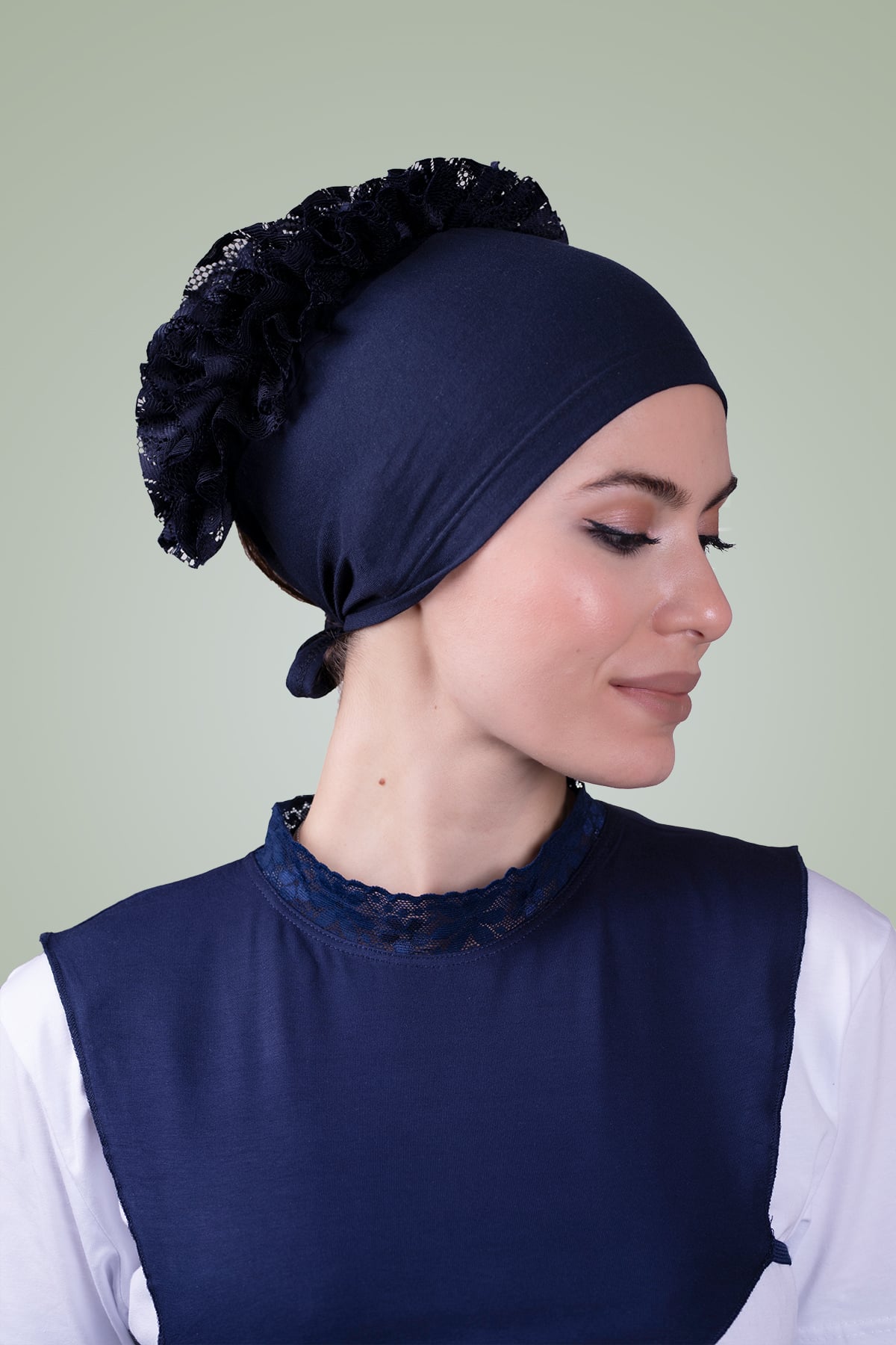 Lacivert Arkadan Bağlamalı Tesettür Bone Viskon Kumaş Fırfır Bone - Hürrem 1006