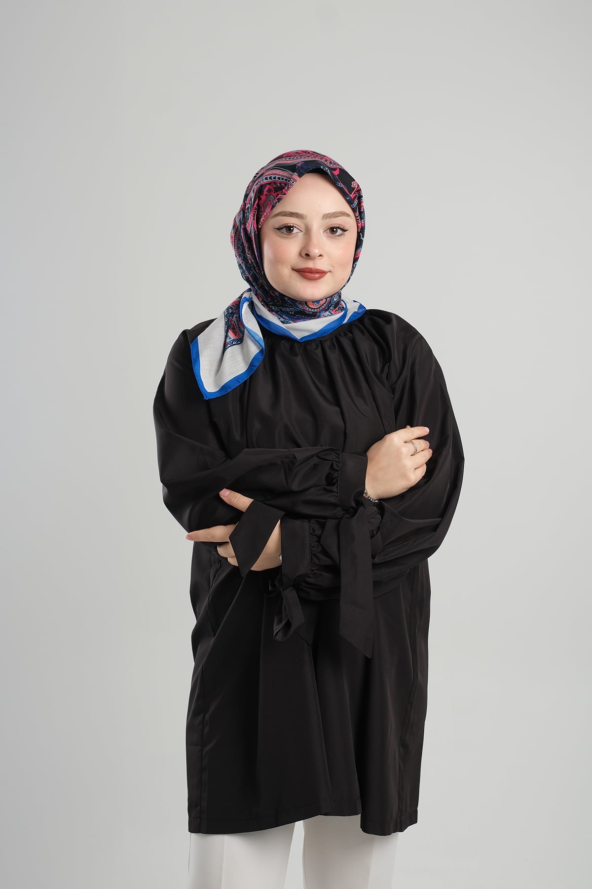 Saks Mavisi Desenli Eşarp Kesik Elyaf Pamuksu Etnik Dijital Baskılı - Hürrem Bone 202203_24