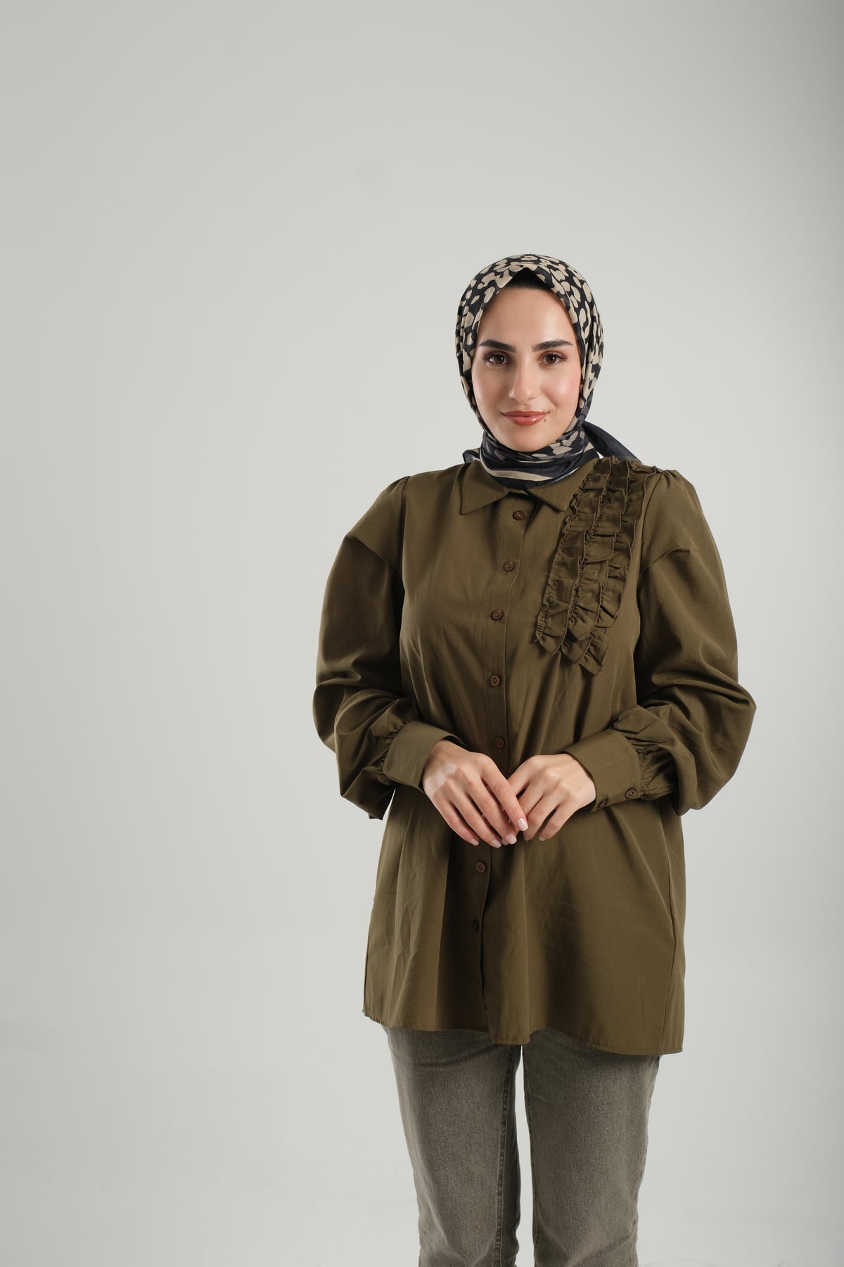 Siyah Desenli Eşarp Kesik Elyaf Pamuksu Leopar Dijital Baskılı - Hürrem Bone 202206_01