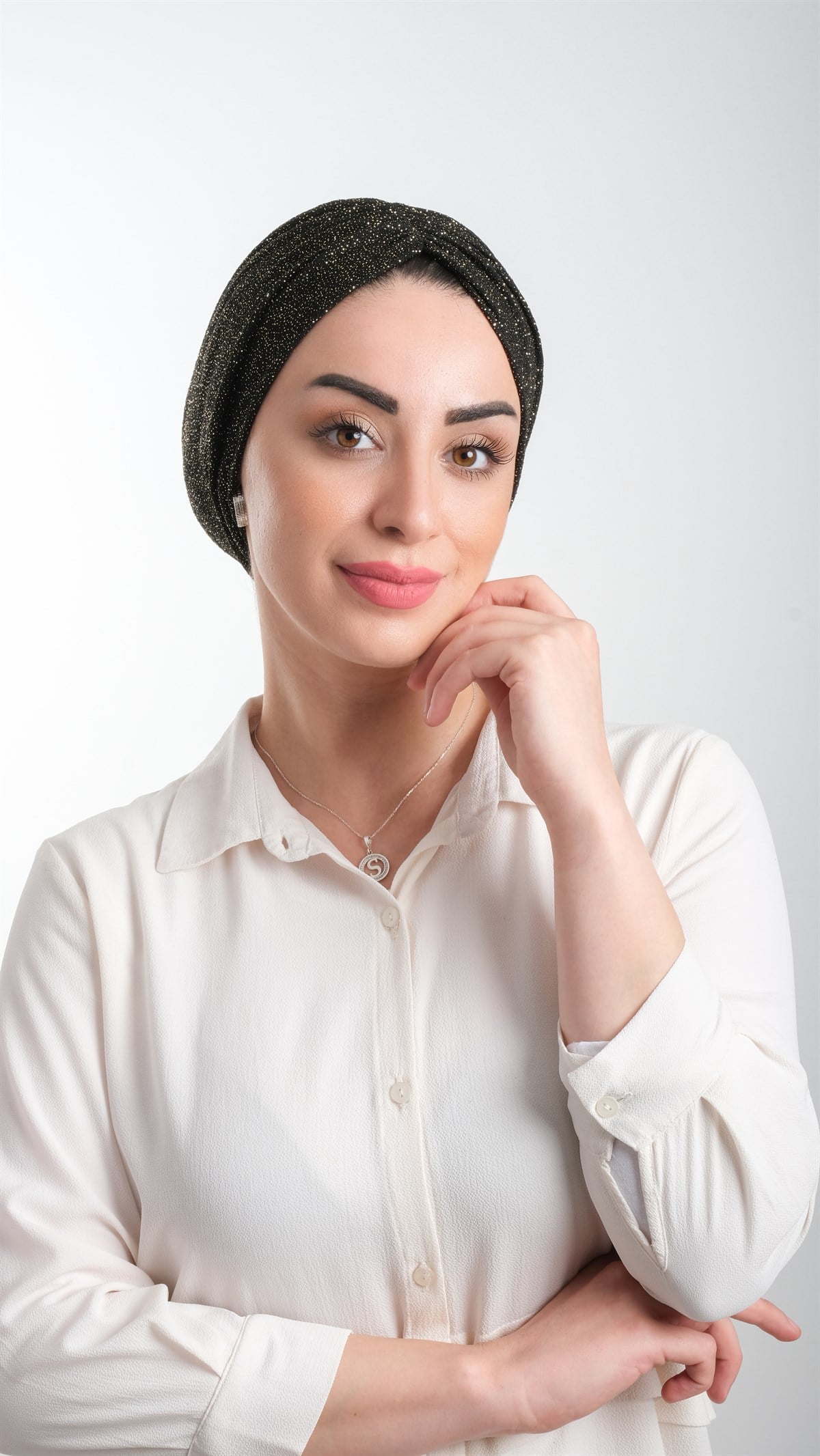 Siyah-Gold Pratik Hazır Geçmeli Tesettür Bone Fukuro Simli Büzgülü - Hürrem Bone 2116_102