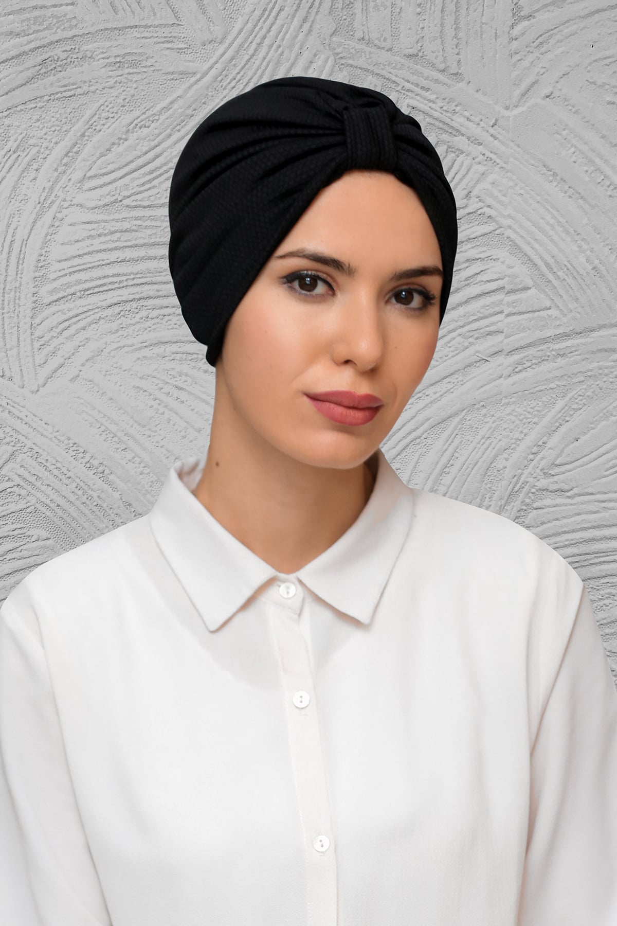 Siyah Pratik Hazır Geçmeli Tesettür Bone Petekli Büzgülü - Hürrem 1204