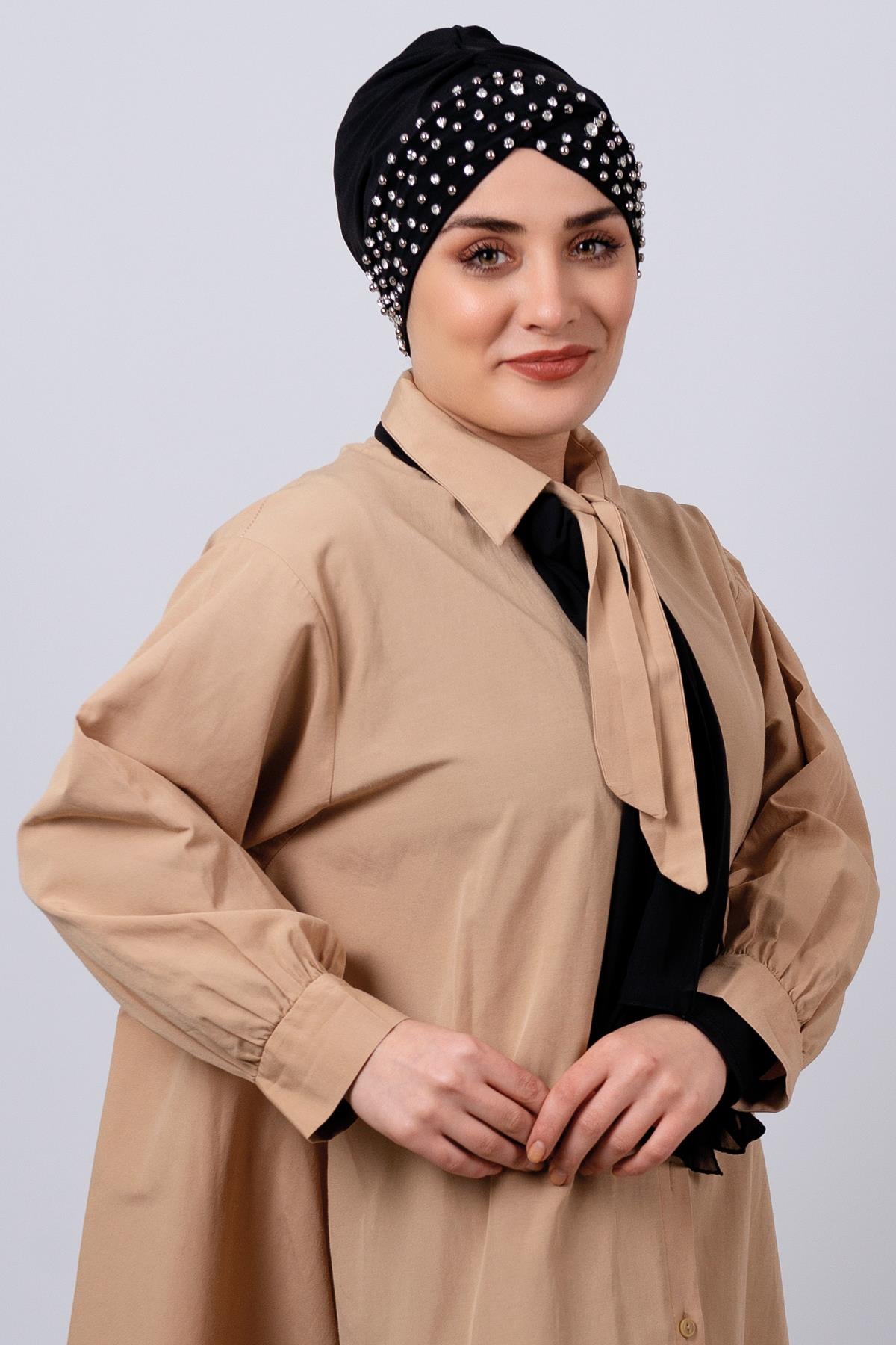 Siyah Pratik Hazır Geçmeli Tesettür Bone Sandy Kumaş Taşlı - Hürrem Bone 1456_01