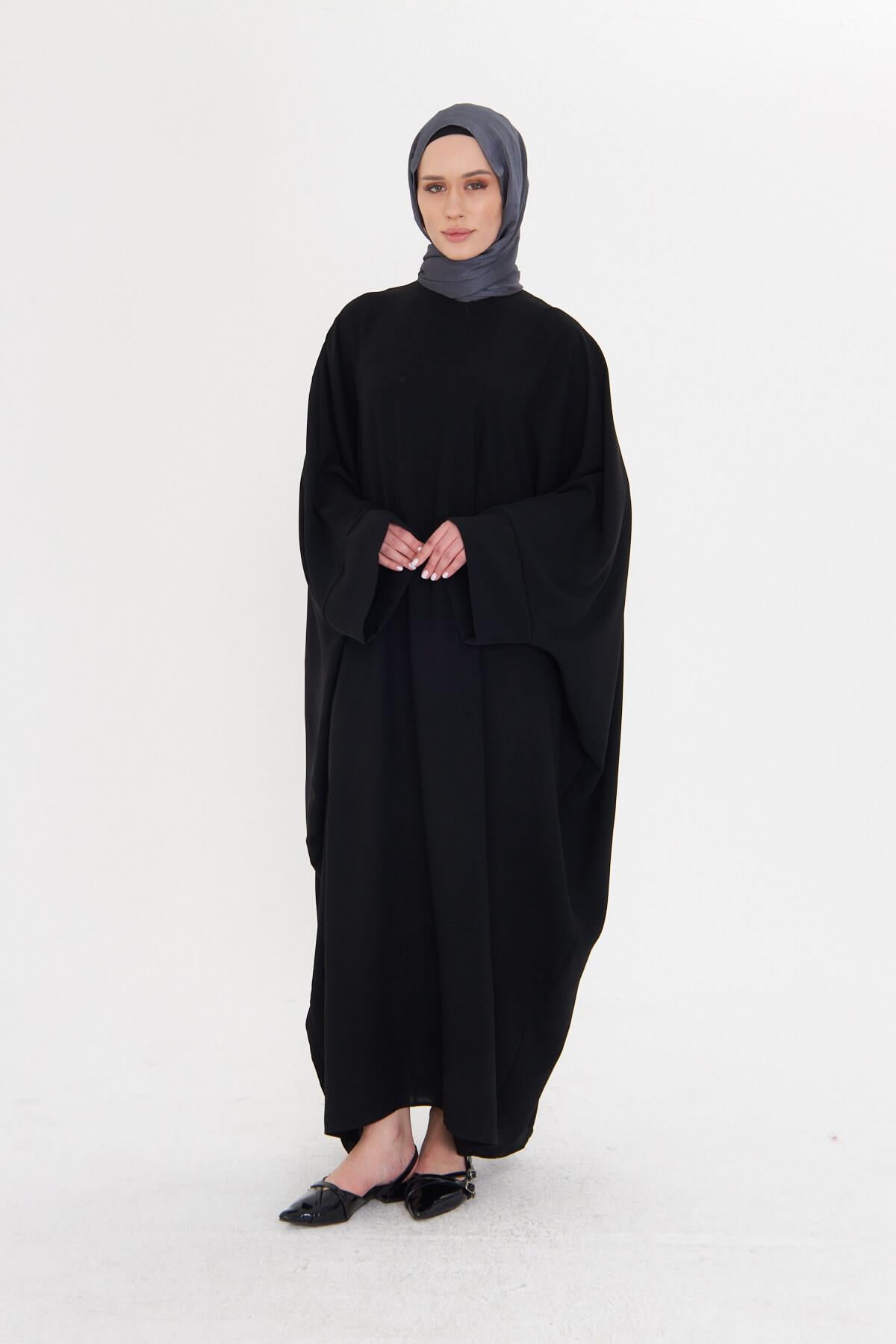 Siyah Yarasa Kol Oversize Medine İpeği Arkası Düğmeli Düz Elbise - Hürrem Bone 4001_01