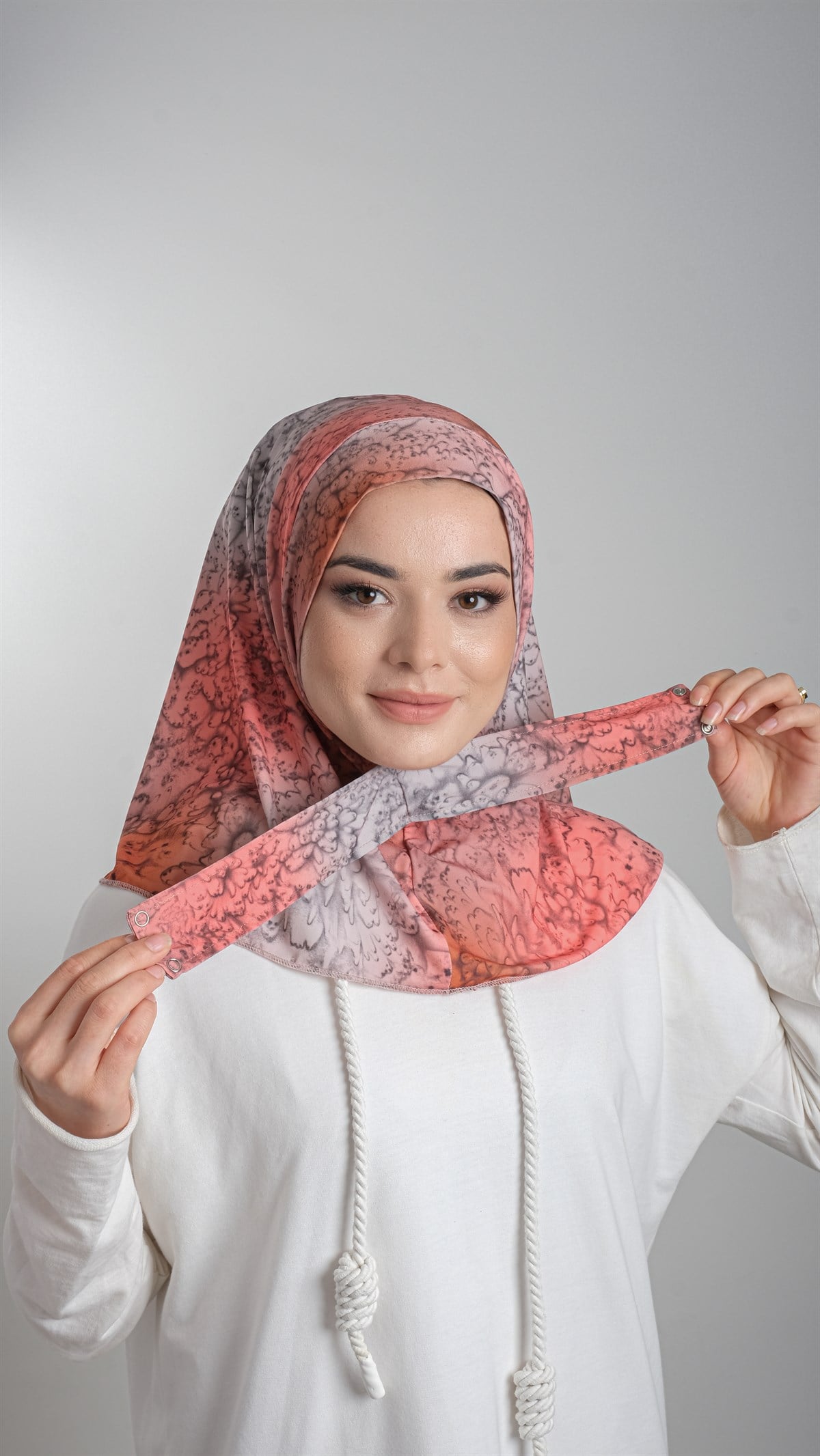 Somon Pratik Hazır Geçmeli Tesettür Bone Viskon Kumaş Batik Desenli 2101D_39