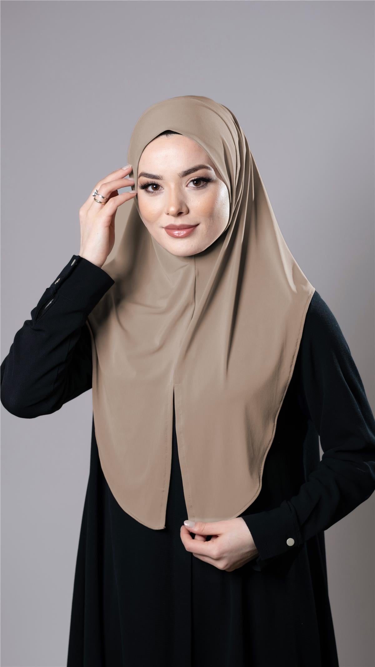 Sütlü Kahve Pratik Hazır Geçmeli Tesettür Eşarp Sandy Kumaş Yırtmaçlı Düz Hijab - Hürrem Bone 2310_26