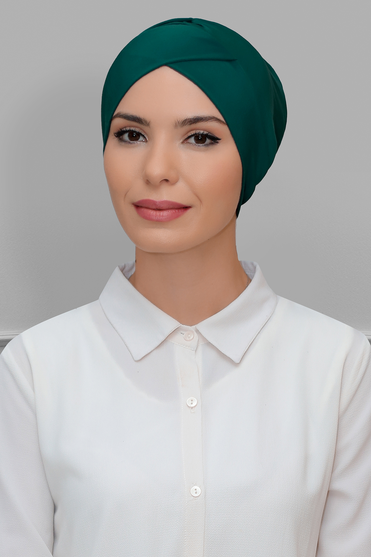 Zümrüt Pratik Hazır Geçmeli Tesettür Bone Sandy Kumaş Çapraz Büzgülü - Hürrem 1801