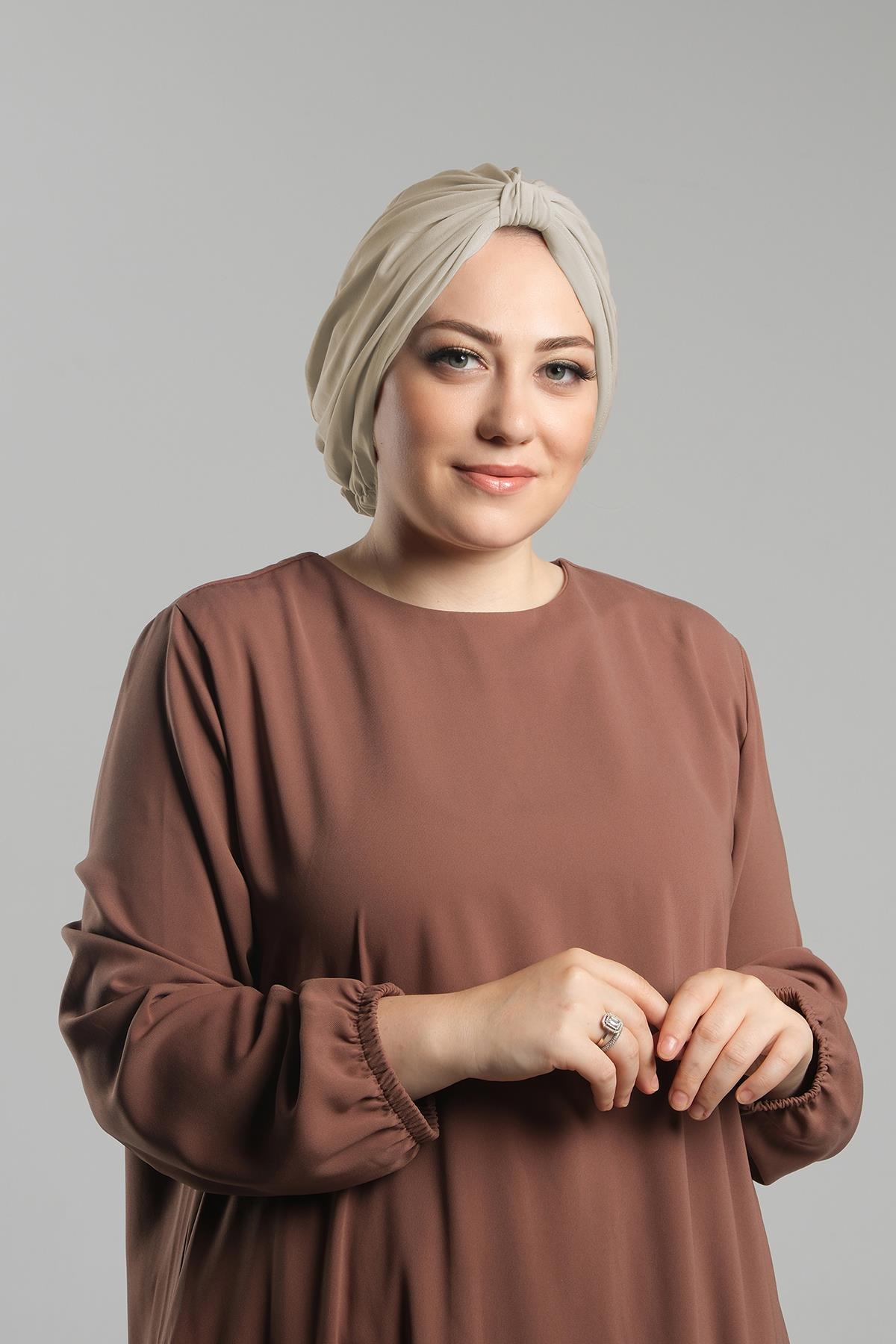 Bej Pratik Hazır Geçmeli Tesettür Bone Sandy Pileli Salaş - Hürrem Bone 2121_12