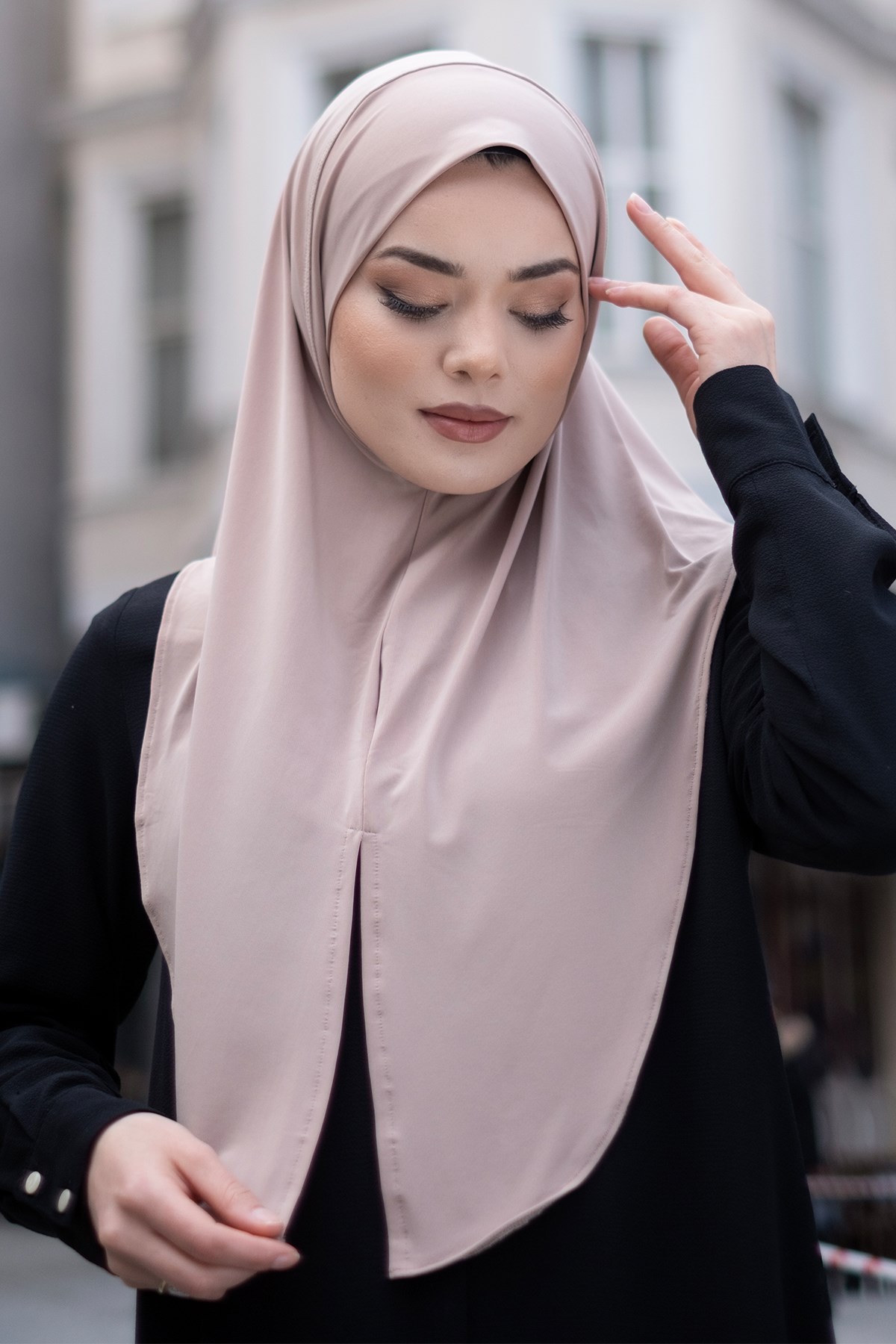Bej Pratik Hazır Geçmeli Tesettür Eşarp Sandy Kumaş Yırtmaçlı Düz Hijab - Hürrem Bone 2310_12