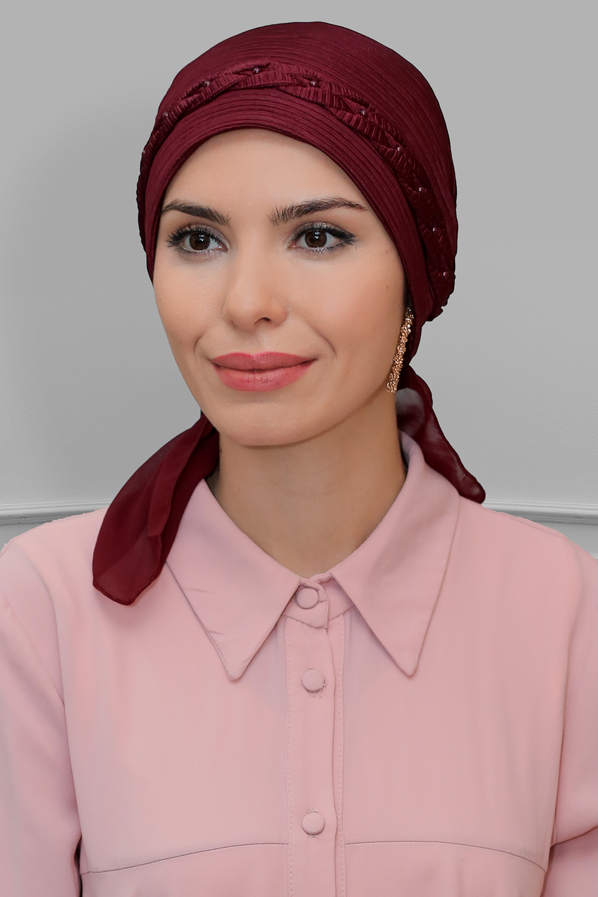 Bordo Pratik Hazır Geçmeli Tesettür Bone Fukuro Piliseli (Pliseli) Örgülü Güllü - Hürrem 1823