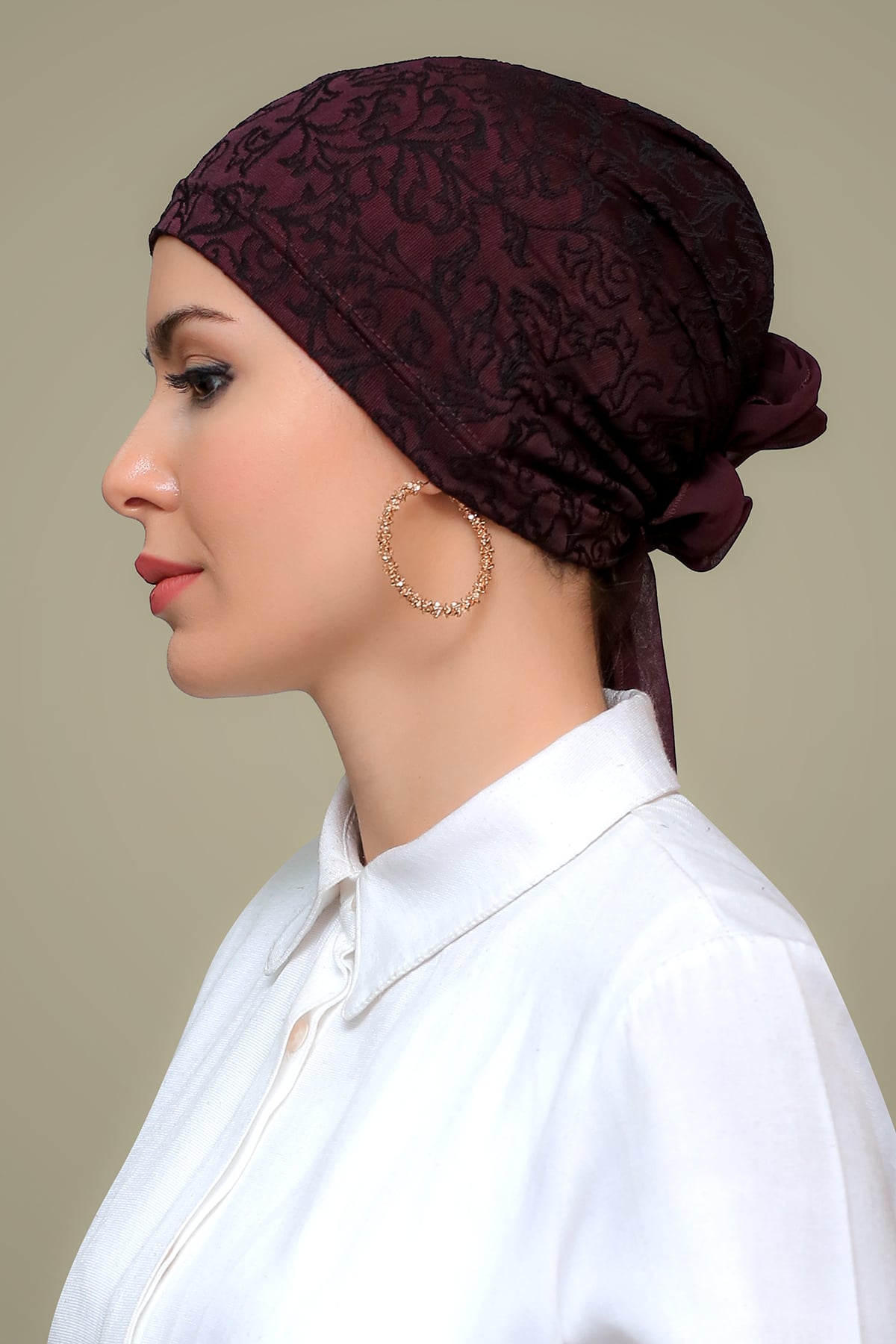 Bordo Pratik Hazır Geçmeli Tesettür Bone Jakarlı Desenli Güllü - Hürrem 1202