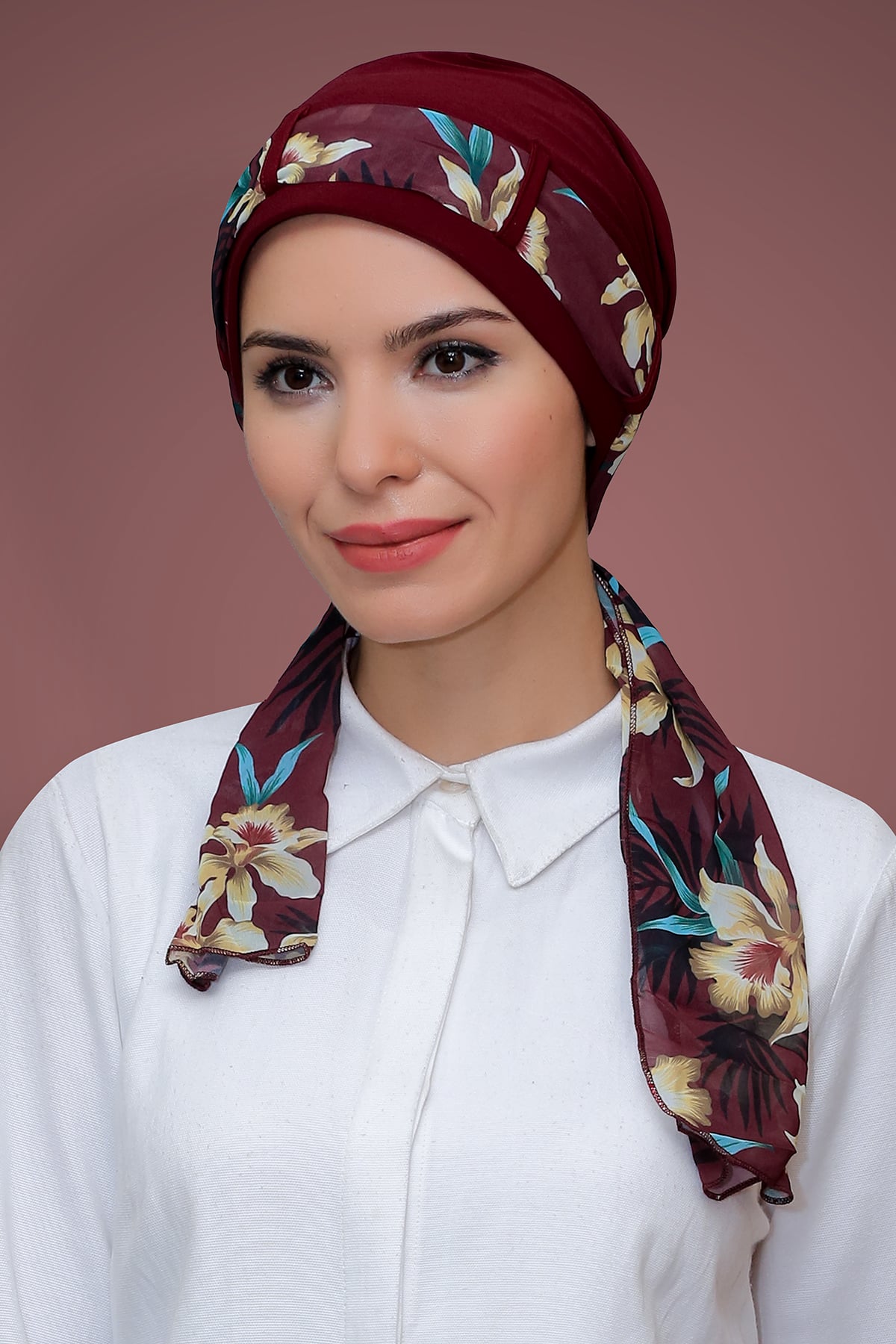 Bordo Pratik Hazır Geçmeli Tesettür Bone Sandy Kumaş Desenli Şifon Kemerli - Hürrem 1205D