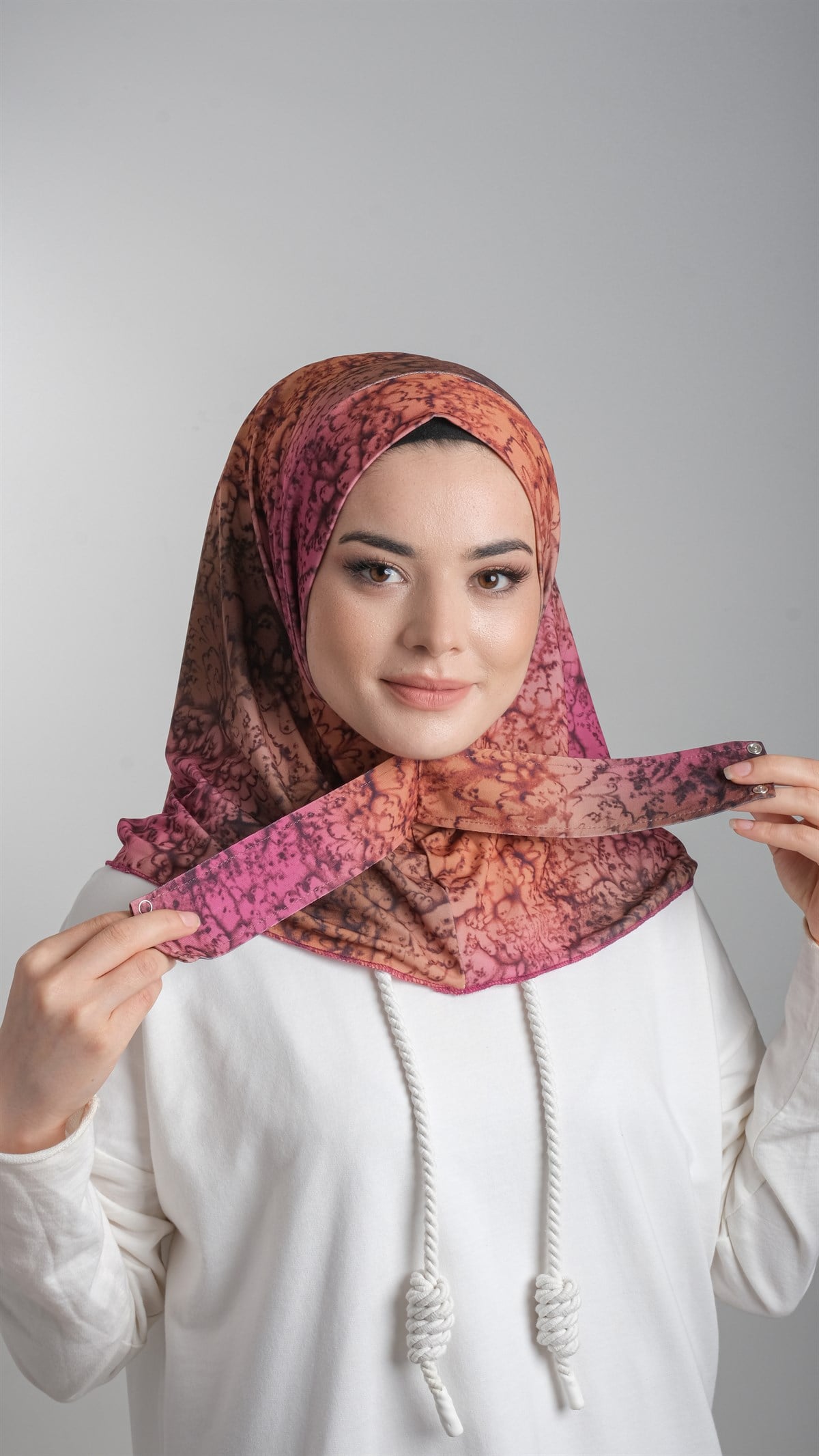 Fuşya Pratik Hazır Geçmeli Tesettür Bone Sandy Kumaş Batik Desenli 2101D_20