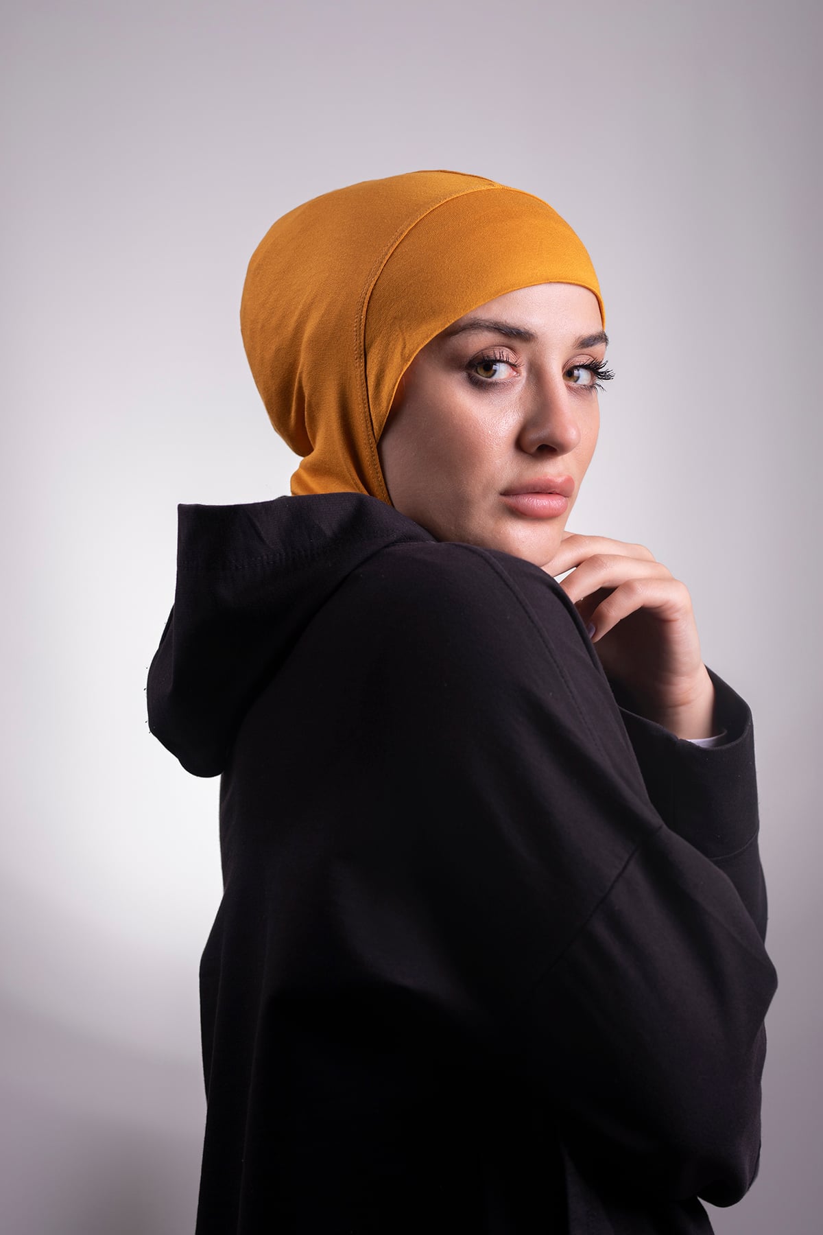 Gold Pratik Hazır Geçmeli Bone Viskon Kumaş Hijab Spor - Hürrem 2106