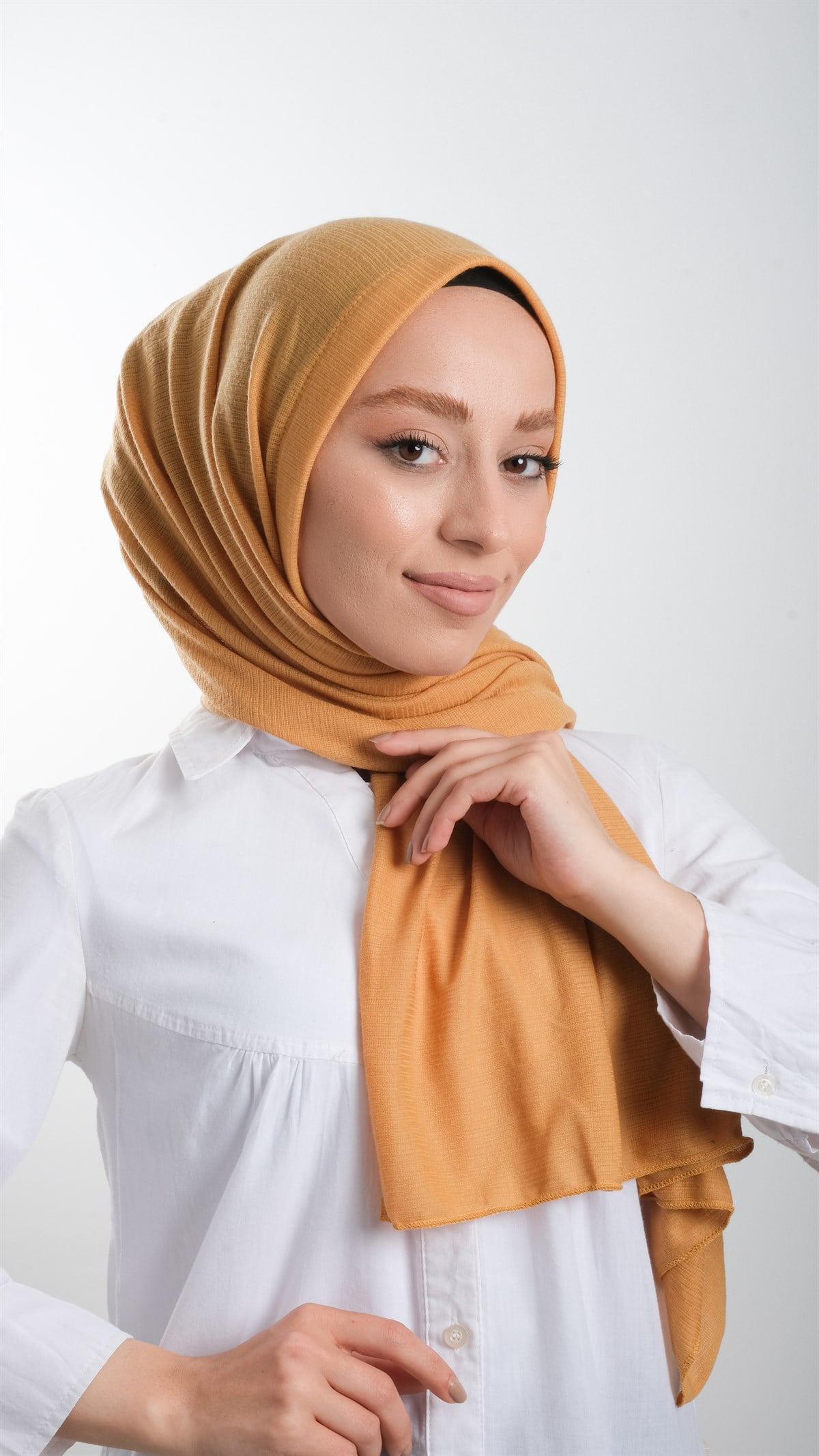 Gold Pratik Hazır Geçmeli Tesettür Şal Örme Kumaş Sade - Hürrem Bone 2118_03