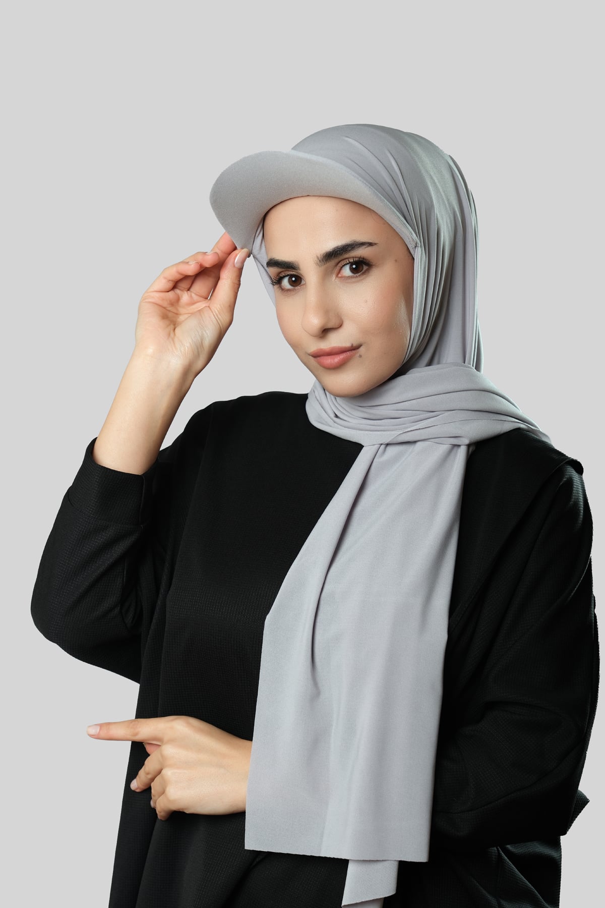 Gri Pratik Hazır Geçmeli Şapkalı Tesettür Şal Sandy Düz - Hürrem Bone 3008_15