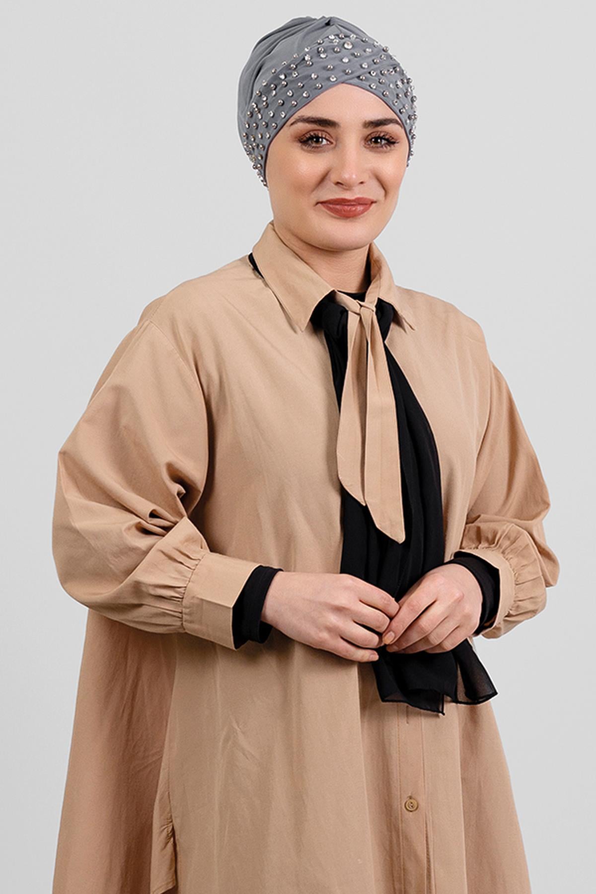 Gri Pratik Hazır Geçmeli Tesettür Bone Sandy Kumaş Taşlı - Hürrem Bone 1456_15