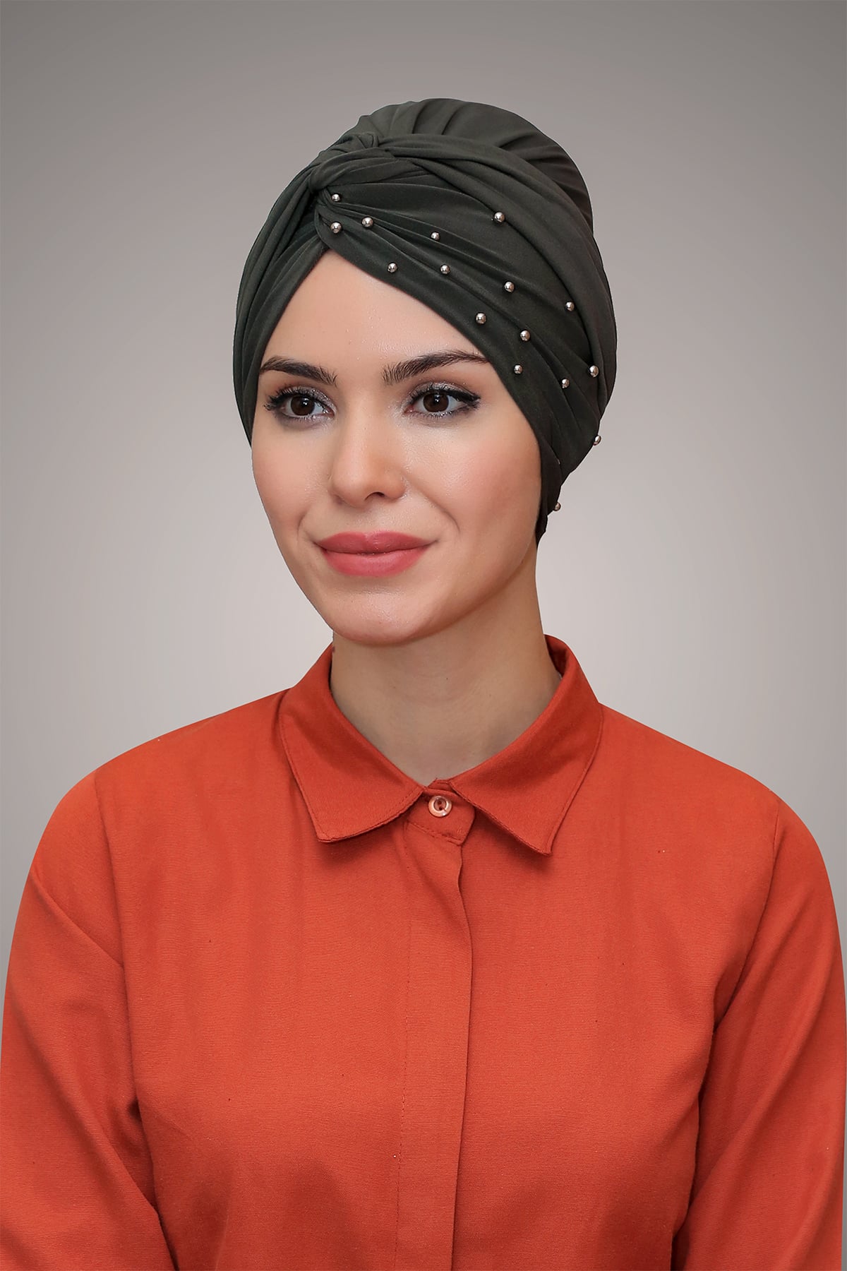 Haki Pratik Dolama Tesettür Bone Sandy Kumaş Boncuklu - Hürrem 1870
