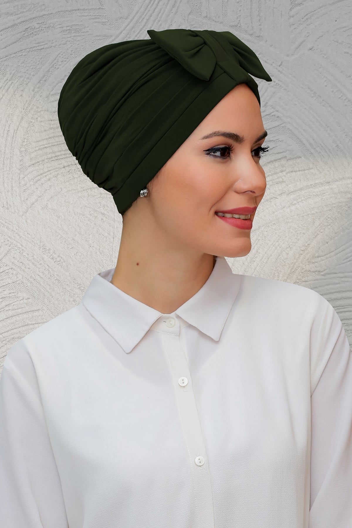 Haki Pratik Hazır Geçmeli Tesettür Bone Sandy Kumaş Fiyonklu Büzgülü - Hürrem 7010