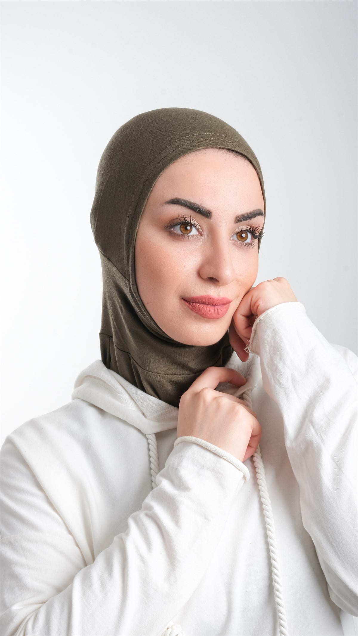 Haki Pratik Hazır Geçmeli Tesettür Bone Sandy Kumaş Spor Hijab - Hürrem Bone 2113_09