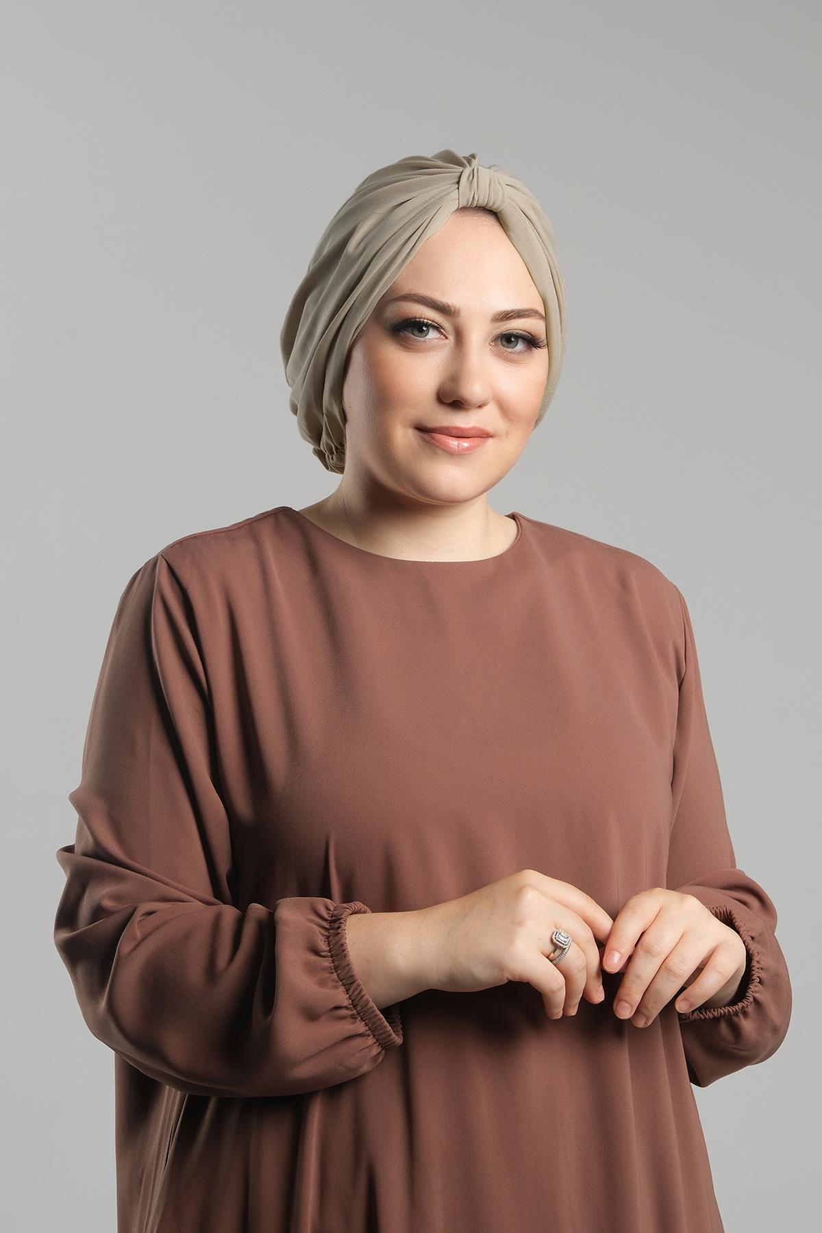 Koyu Bej Pratik Hazır Geçmeli Tesettür Bone Sandy Pileli Salaş - Hürrem Bone 2121_44