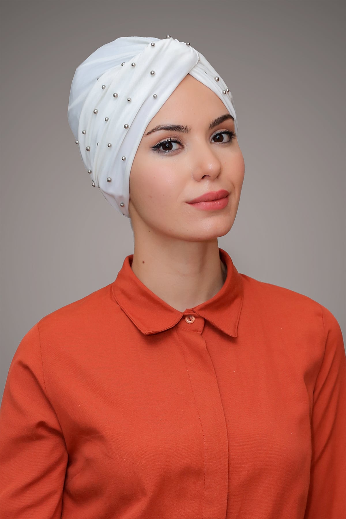 Krem Pratik Dolama Tesettür Bone Sandy Kumaş Boncuklu - Hürrem 1870