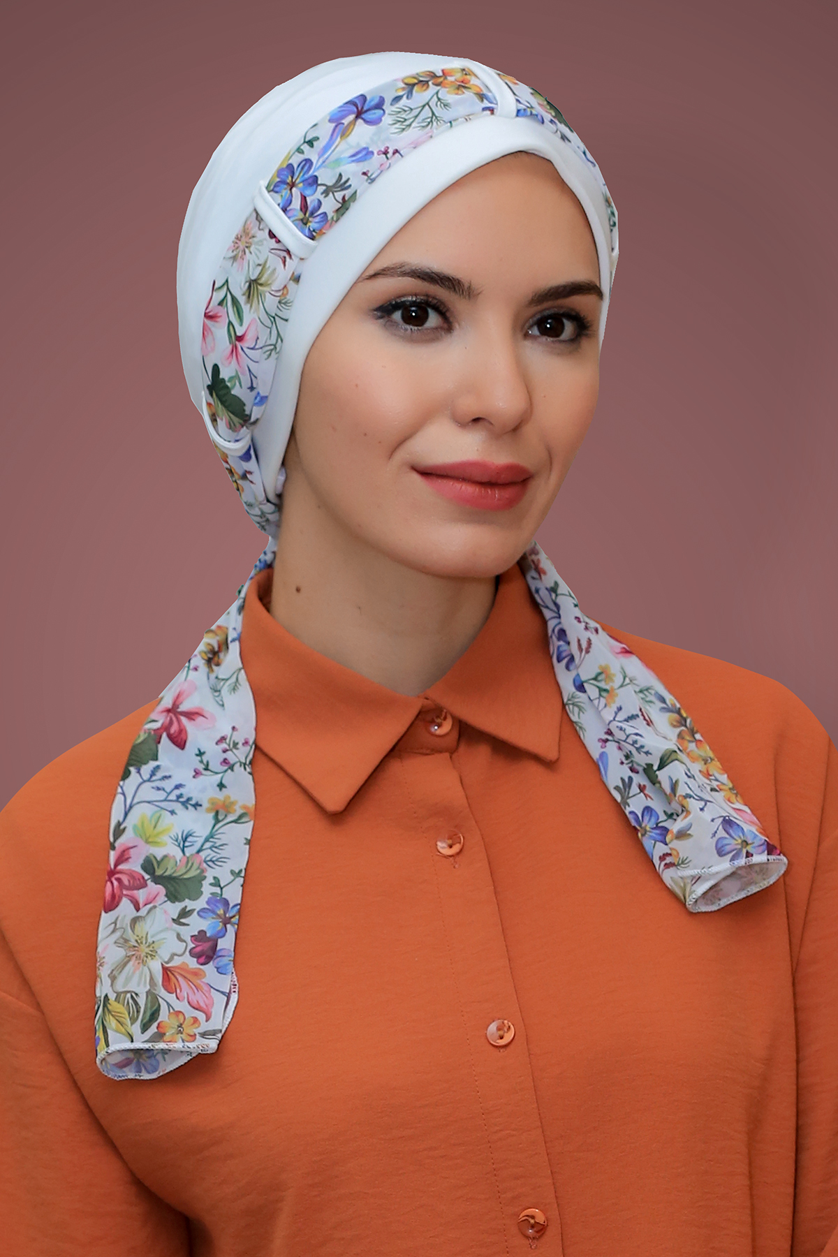 Krem Pratik Hazır Geçmeli Tesettür Bone Sandy Kumaş Desenli Şifon Kemerli - Hürrem 1205D