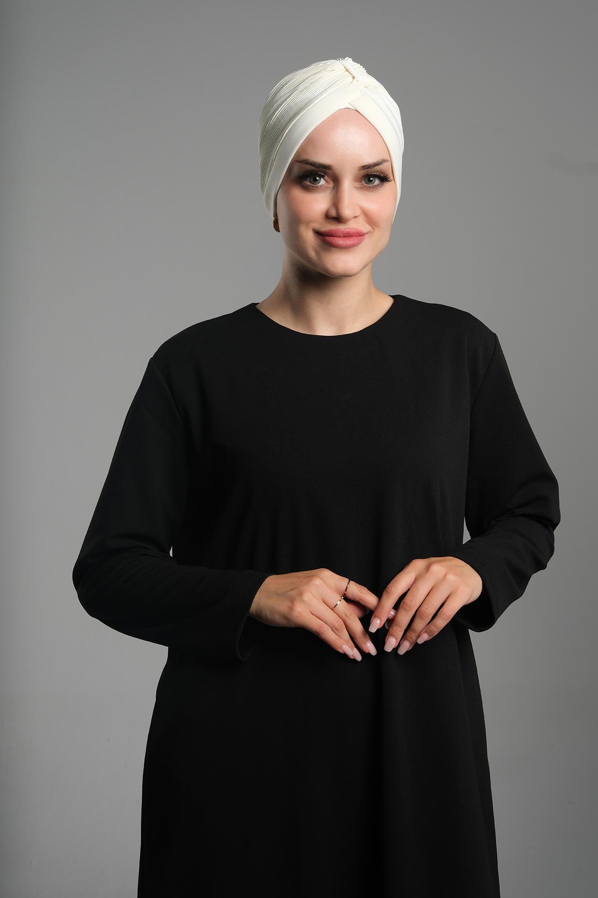 Krem Pratik Hazır Geçmeli Tesettür Bone Fukuro Sandy Kumaş Büzgülü - Hürrem Bone 1831_40