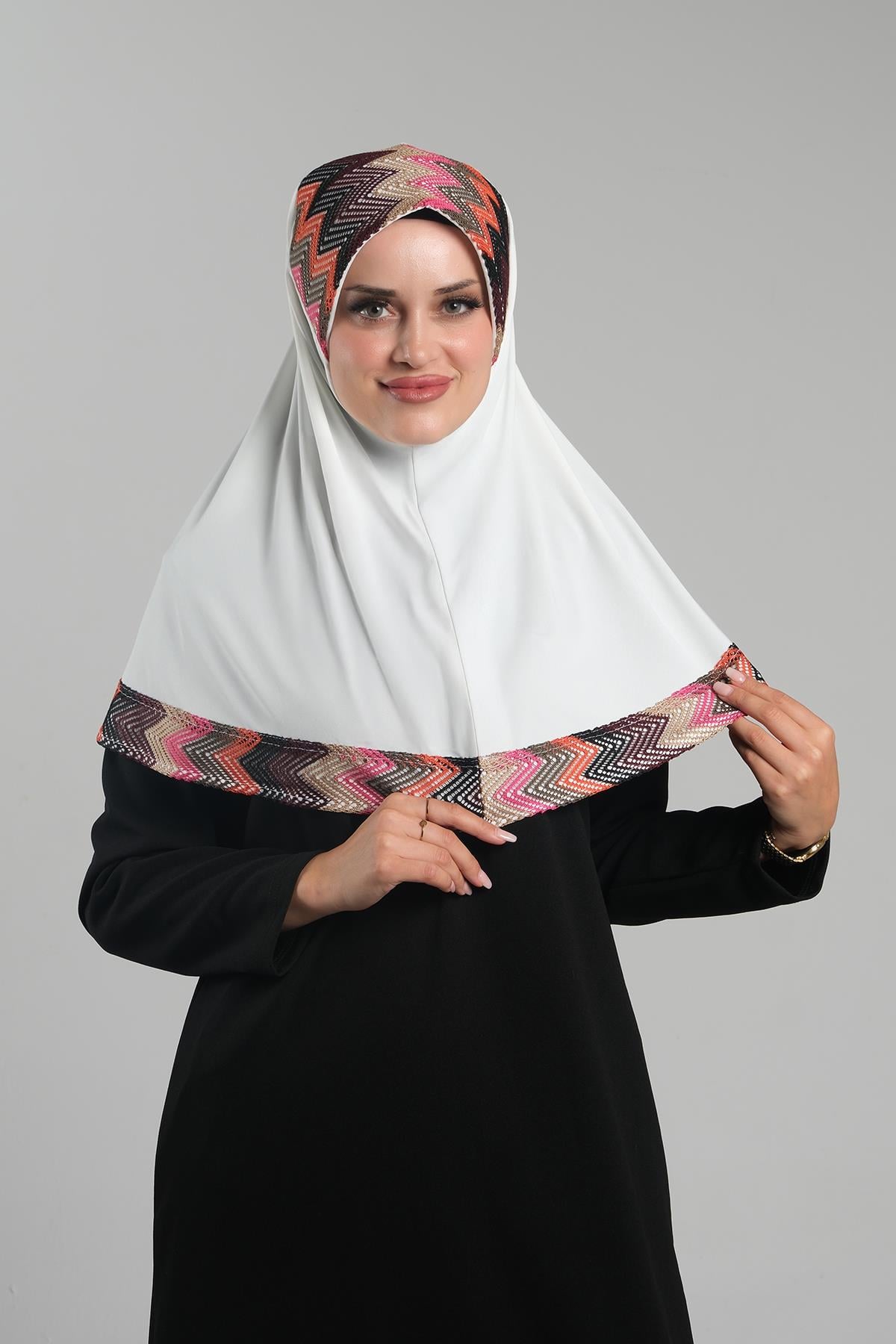Krem Pratik Hazır Geçmeli Tesettür Eşarp Sandy Renkli Desenli Fileli - Hürrem Bone 2401_40
