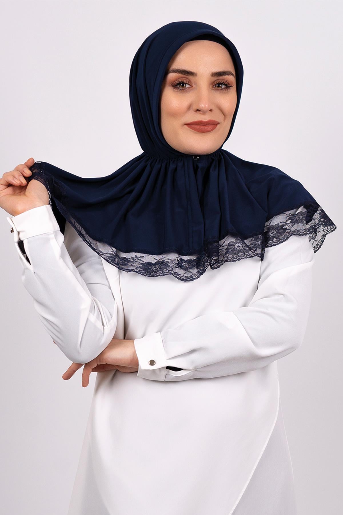 Lacivert Pratik Hazır Geçmeli Tesettür Eşarp Viskon Kumaş Çıtçıtlı Dantelli - Hürrem Bone 2105_02