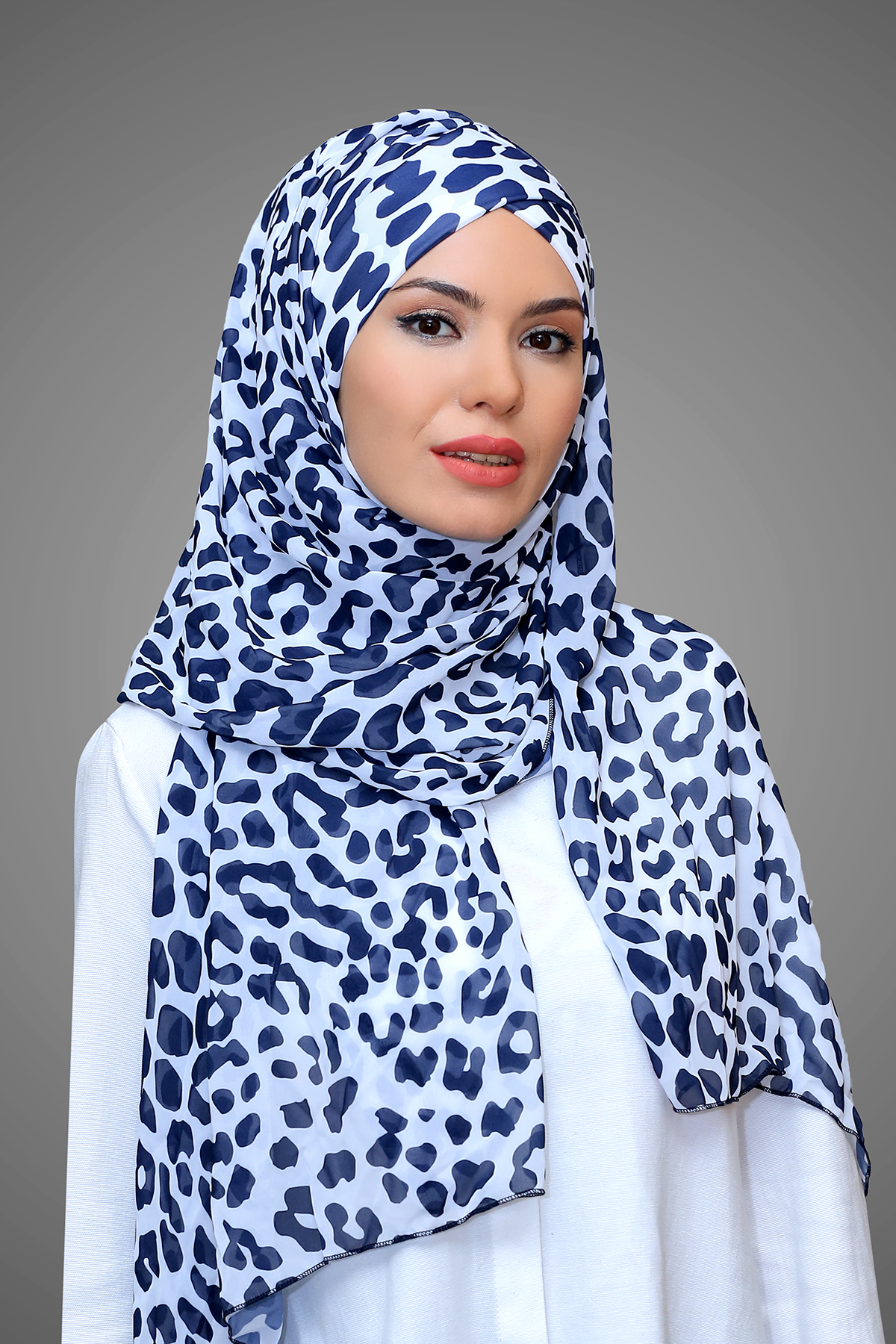 Lacivert-Puantiyeli Pratik Hazır Geçmeli Bone Şal Şifon Kendinden Topuzlu Desenli - Hürrem 1454