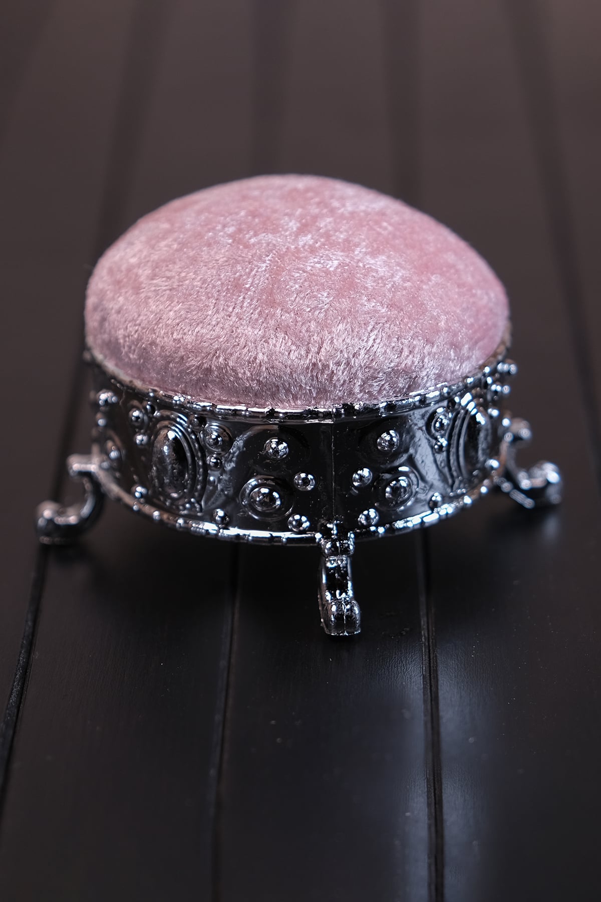 Pembe Eşarp Şal İğnedanlık Kadife Gümüş Ayaklı - Hürrem Bone 5004_04