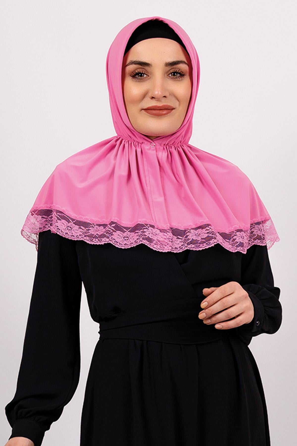Pembe Pratik Hazır Geçmeli Tesettür Eşarp Viskon Kumaş Çıtçıtlı Dantelli - Hürrem Bone 2105_04