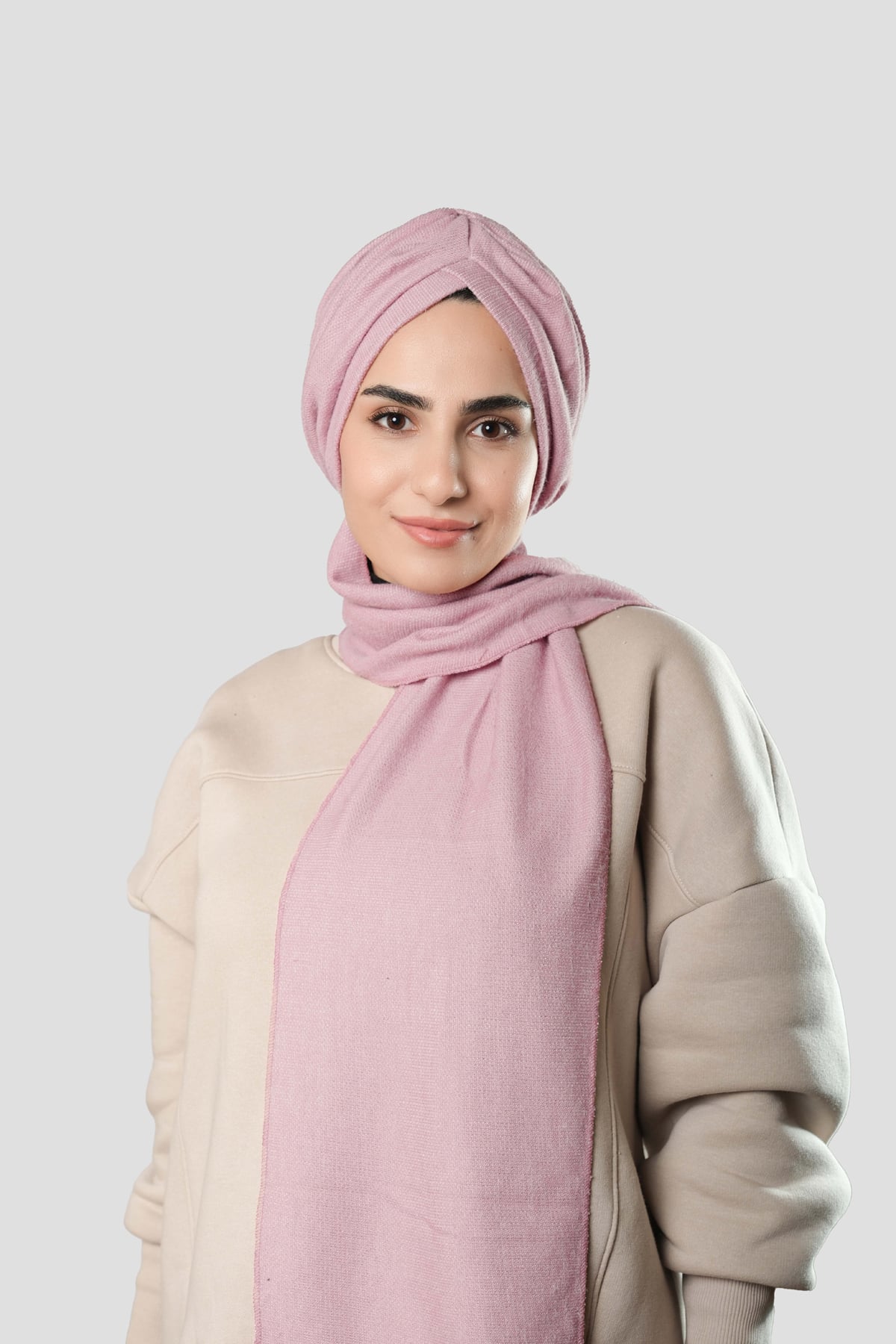 Pudra Kışlık Kendinden Atkılı Peluş Tesettür Bone Jakar Düz - Hürrem Bone 2329_06
