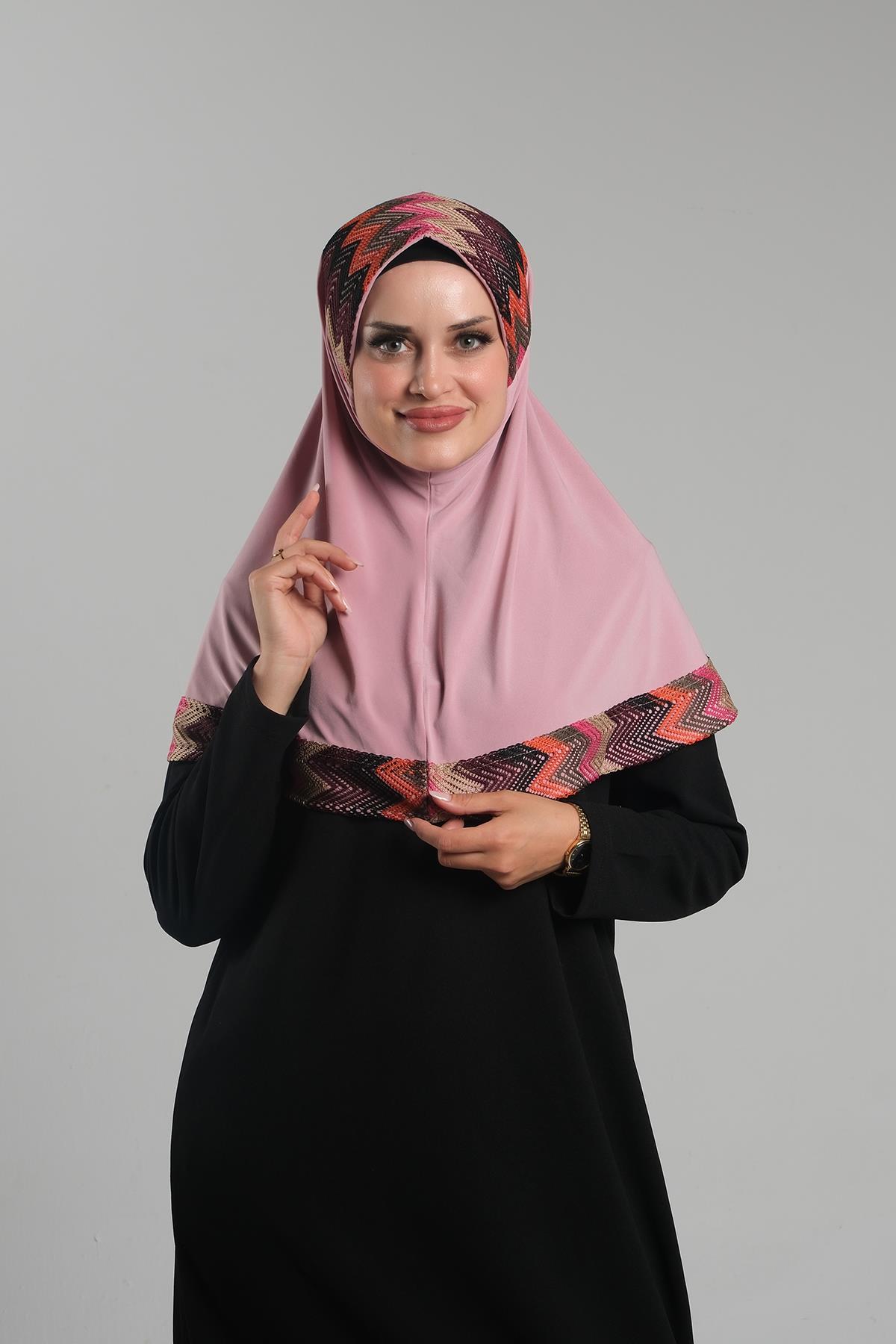 Pudra Pratik Hazır Geçmeli Tesettür Eşarp Sandy Renkli Desenli Fileli - Hürrem Bone 2401_06
